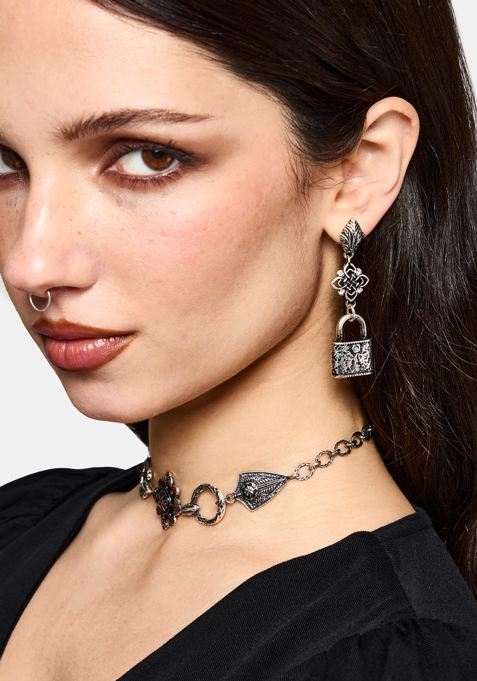 Gorthe Padlock Drop Earrings - Image 2