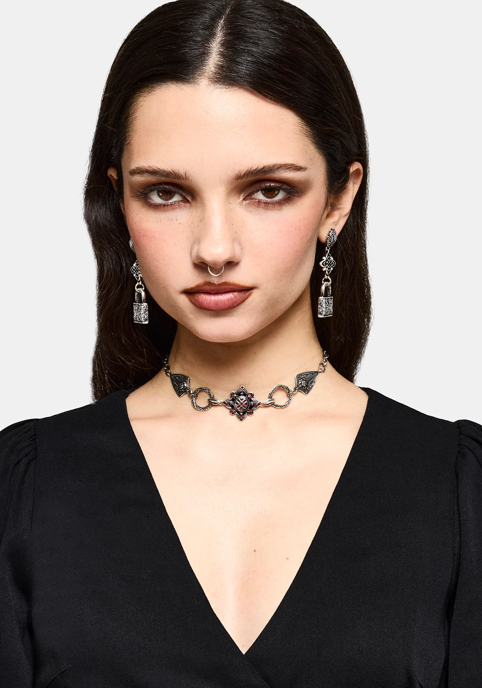 Gorthe Padlock Drop Earrings - Image 5