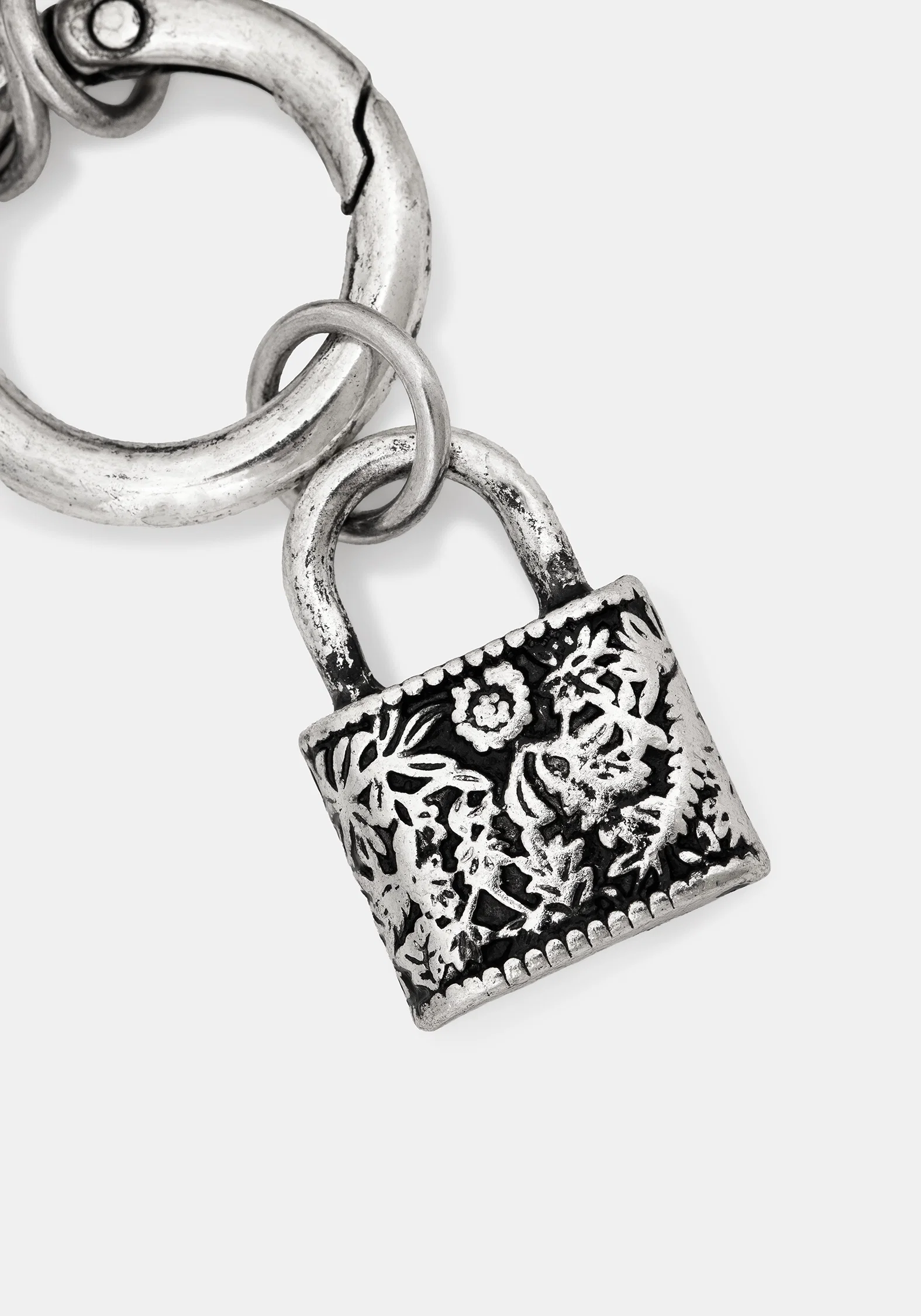Gorthe Shield Thistle Keyring - Image 7