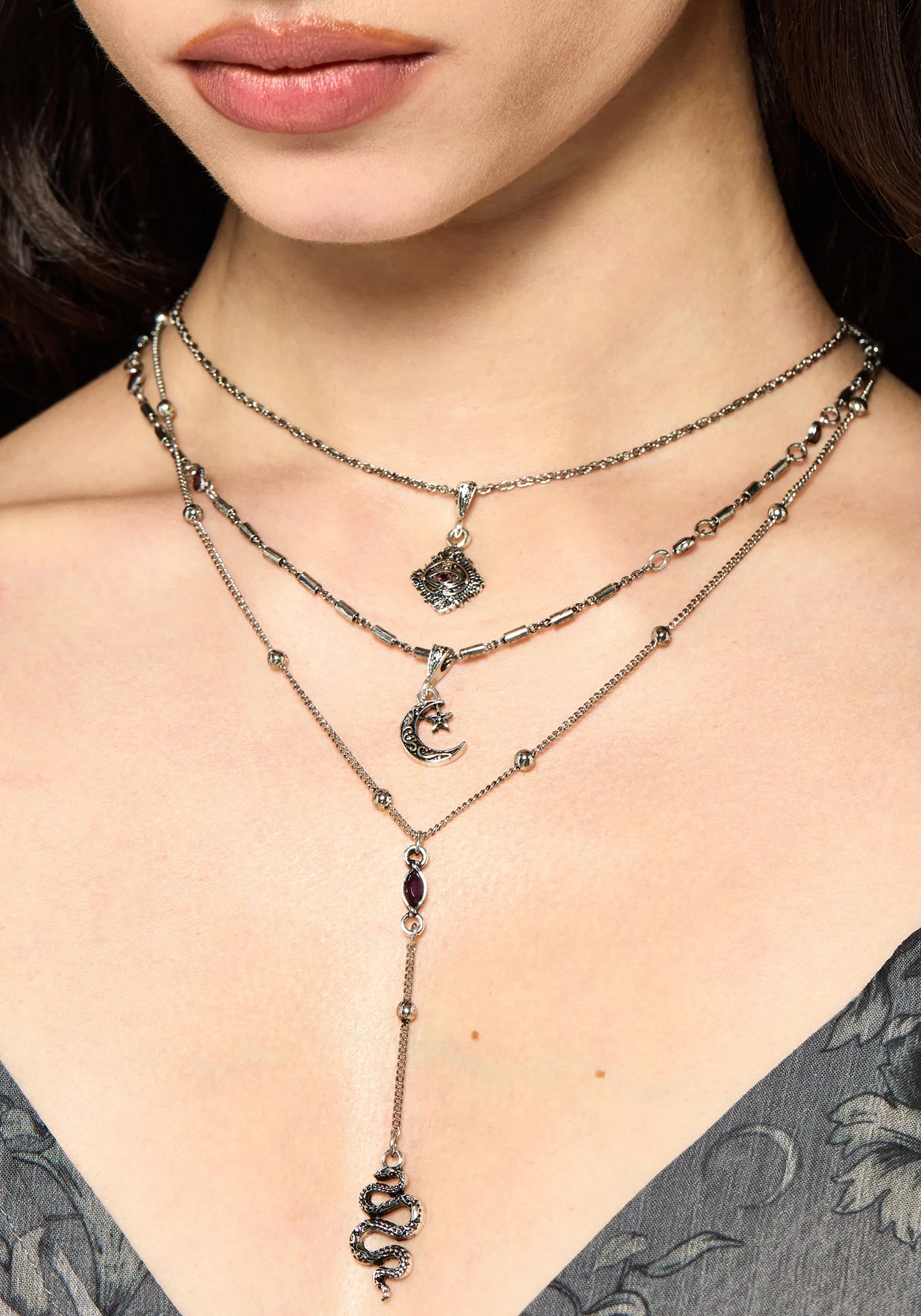 Gorthe Snake Eye Necklace - Image 3