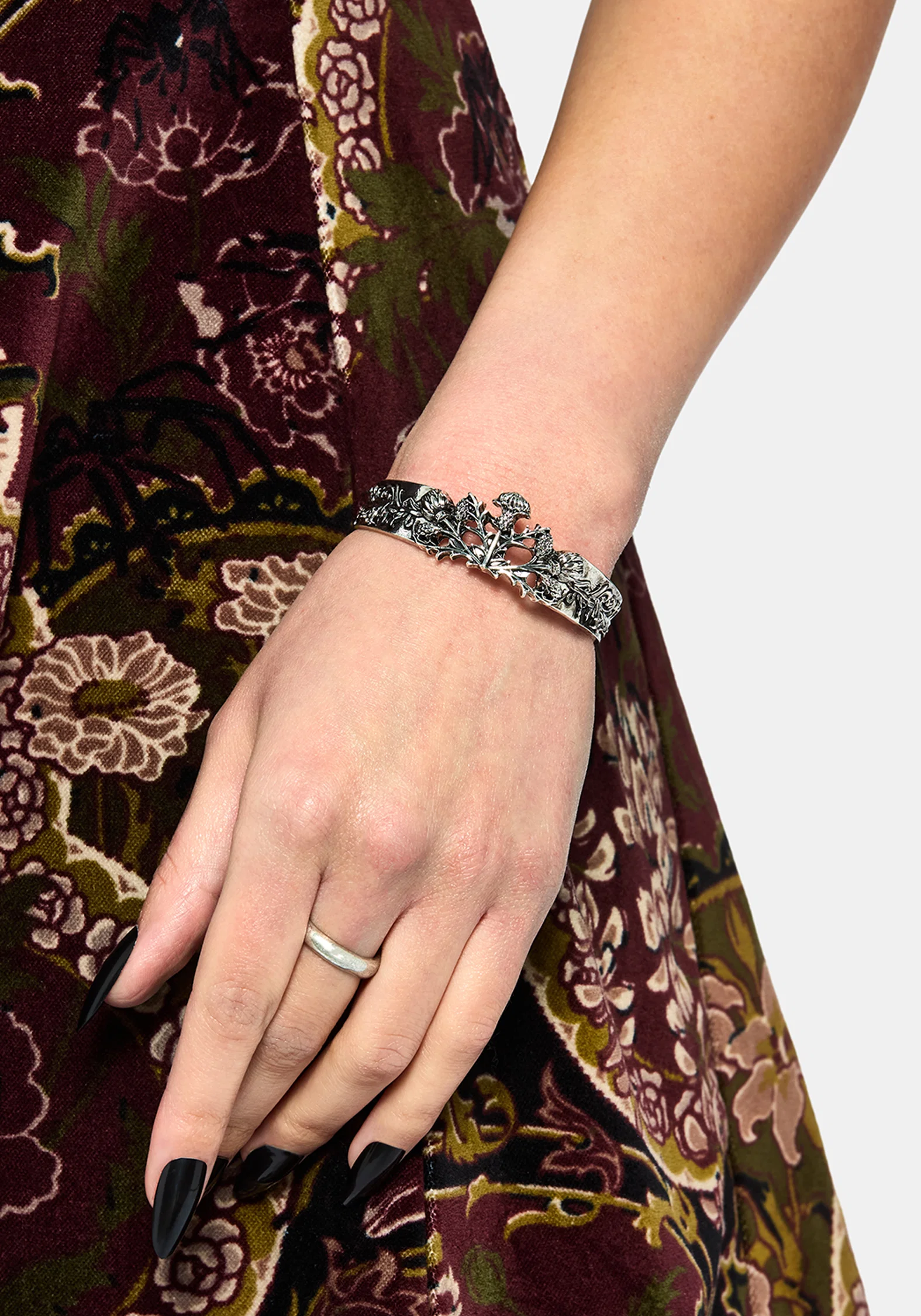 Gorthe Thistle Cuff Bangle - Image 3
