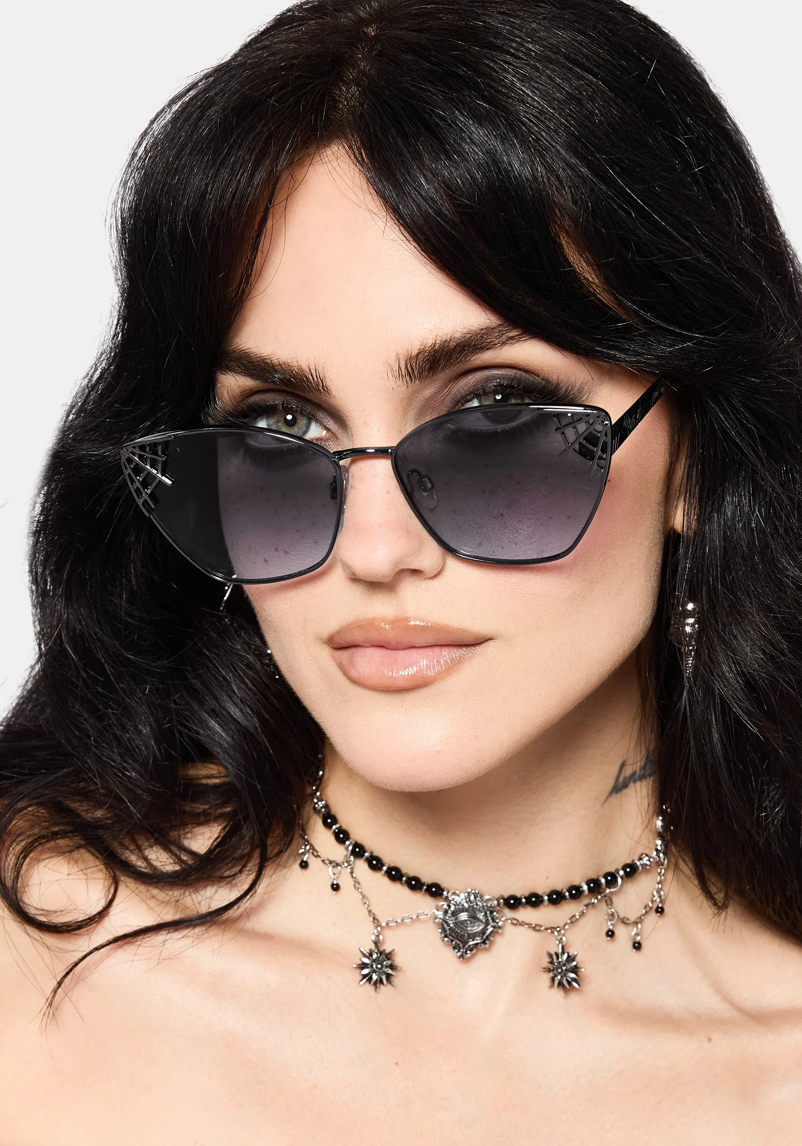 Gossa Cobweb Cat Eye Sunglasses - Image 4