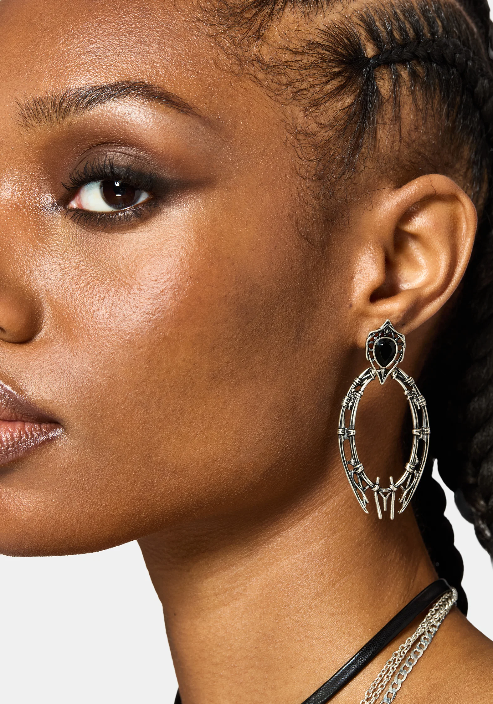 Gothique Stone Drop Earrings - Image 2