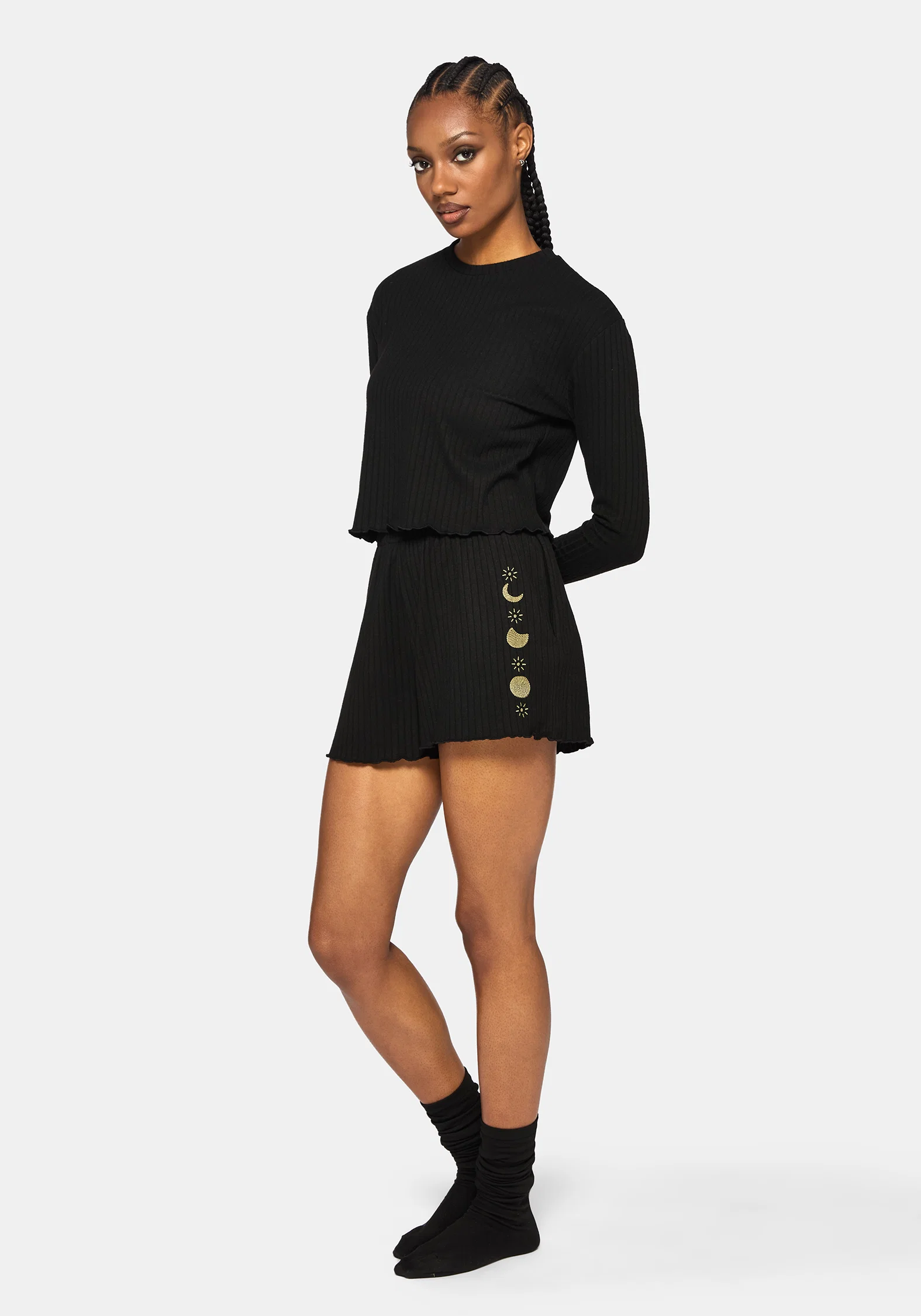 Griffinfly Embroidered Lettuce Hem Pyjama Short - Image 5