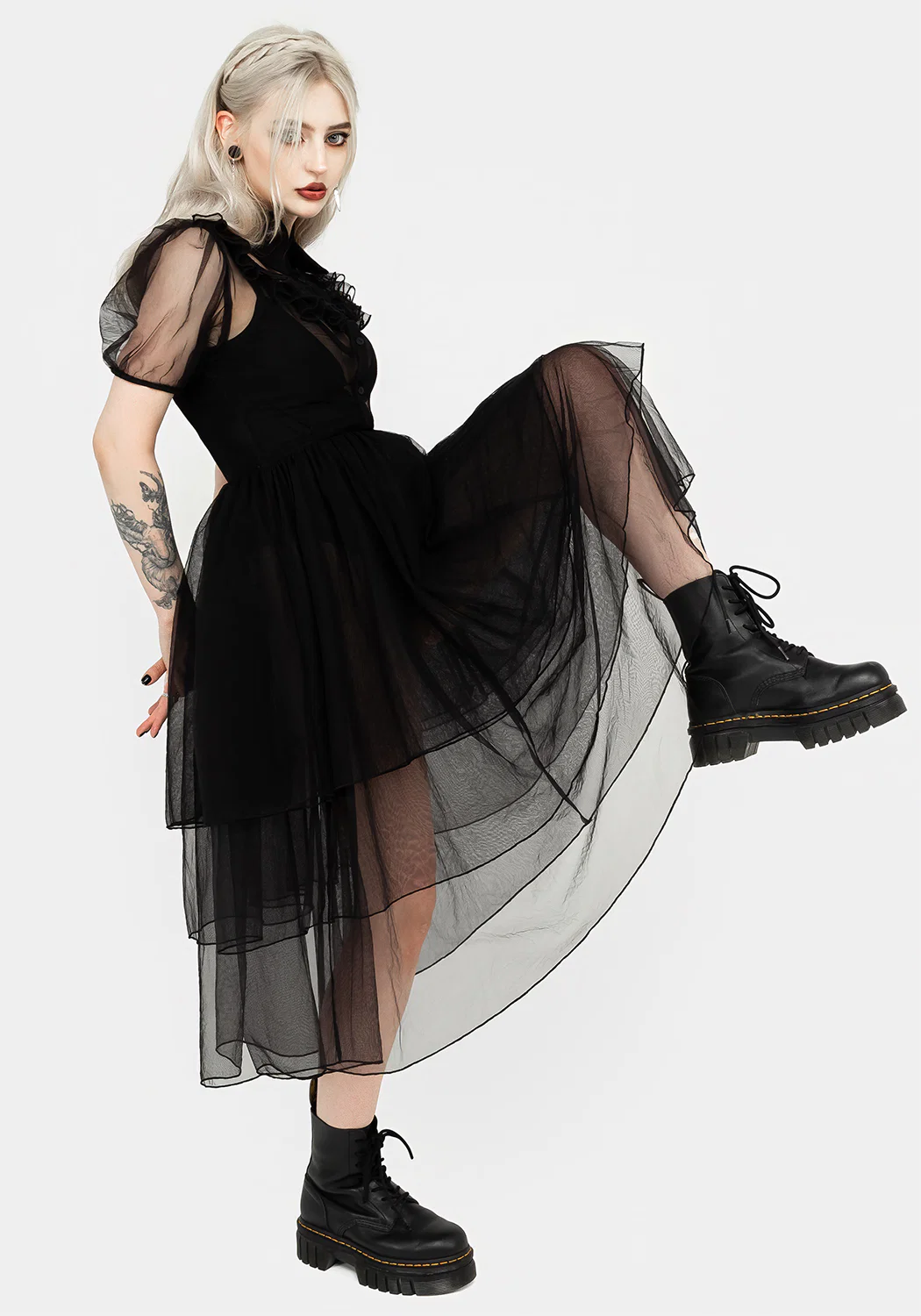 Headhunter Frill Yoke Gown - Image 5