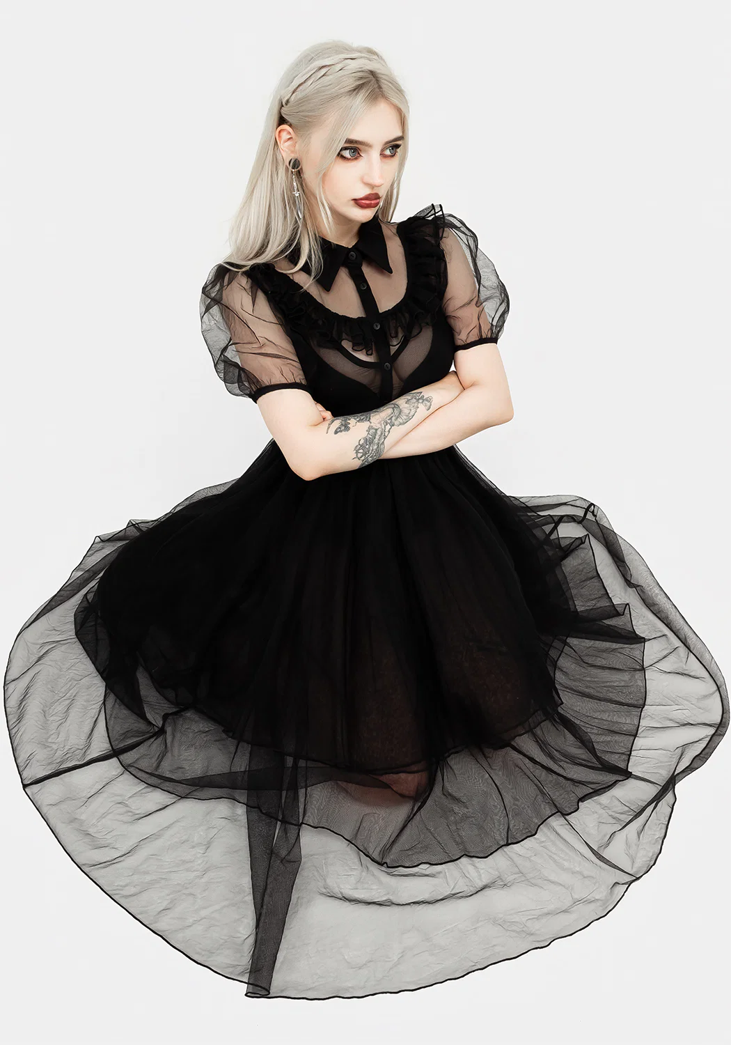 Headhunter Frill Yoke Gown - Image 7