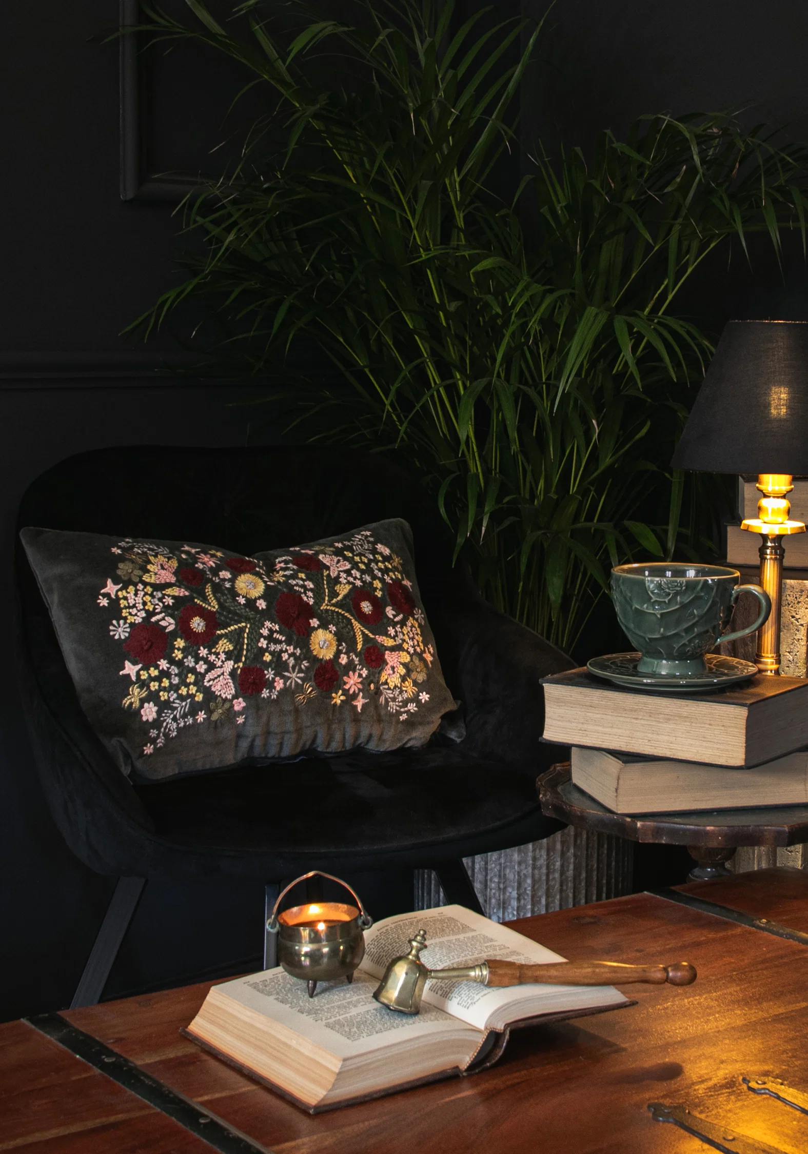 Hemera Embroidered Floral Rectangle Cushion - Image 2