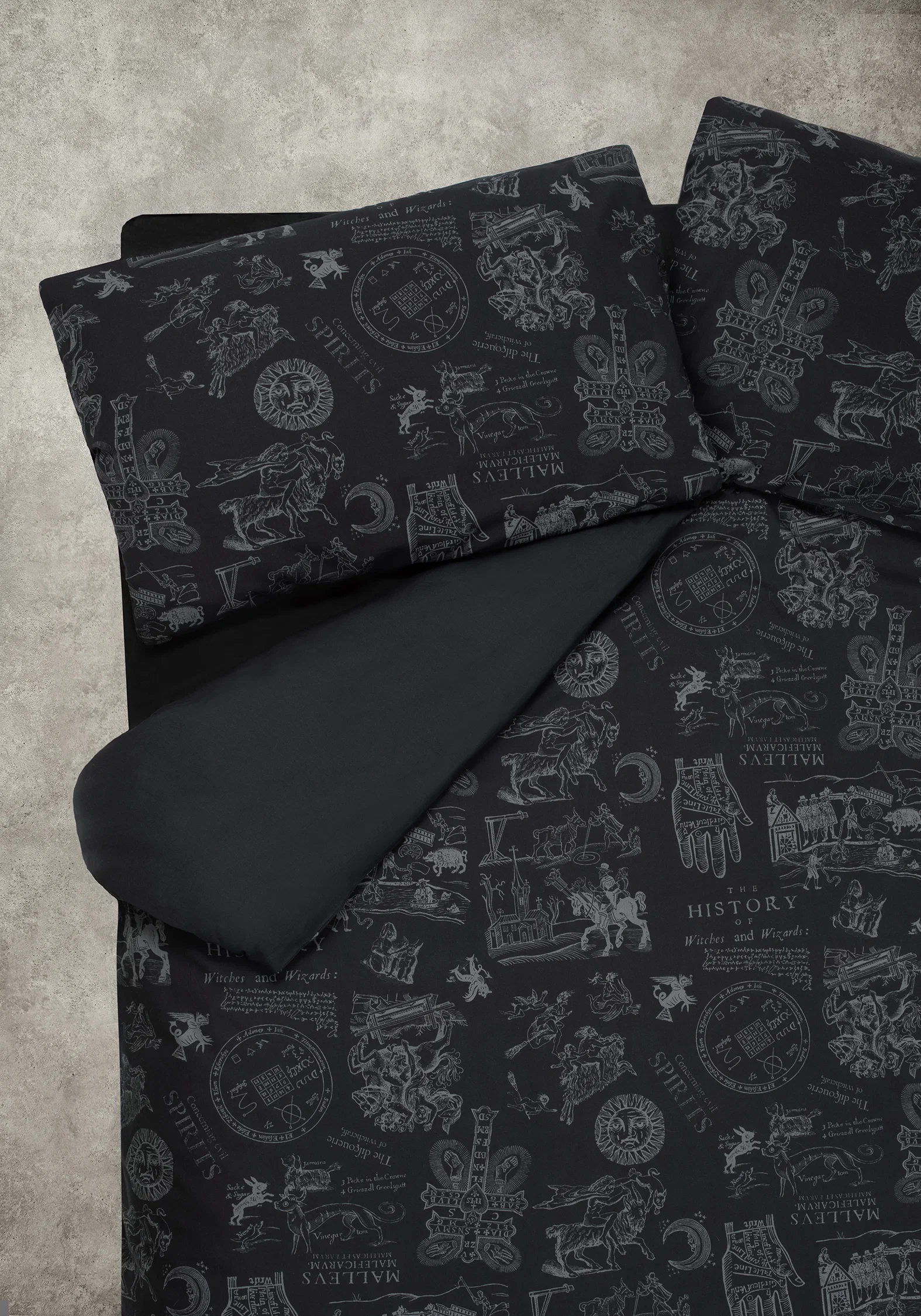 Heresy Woodcut Print Cotton Bedding Set - King - Image 2
