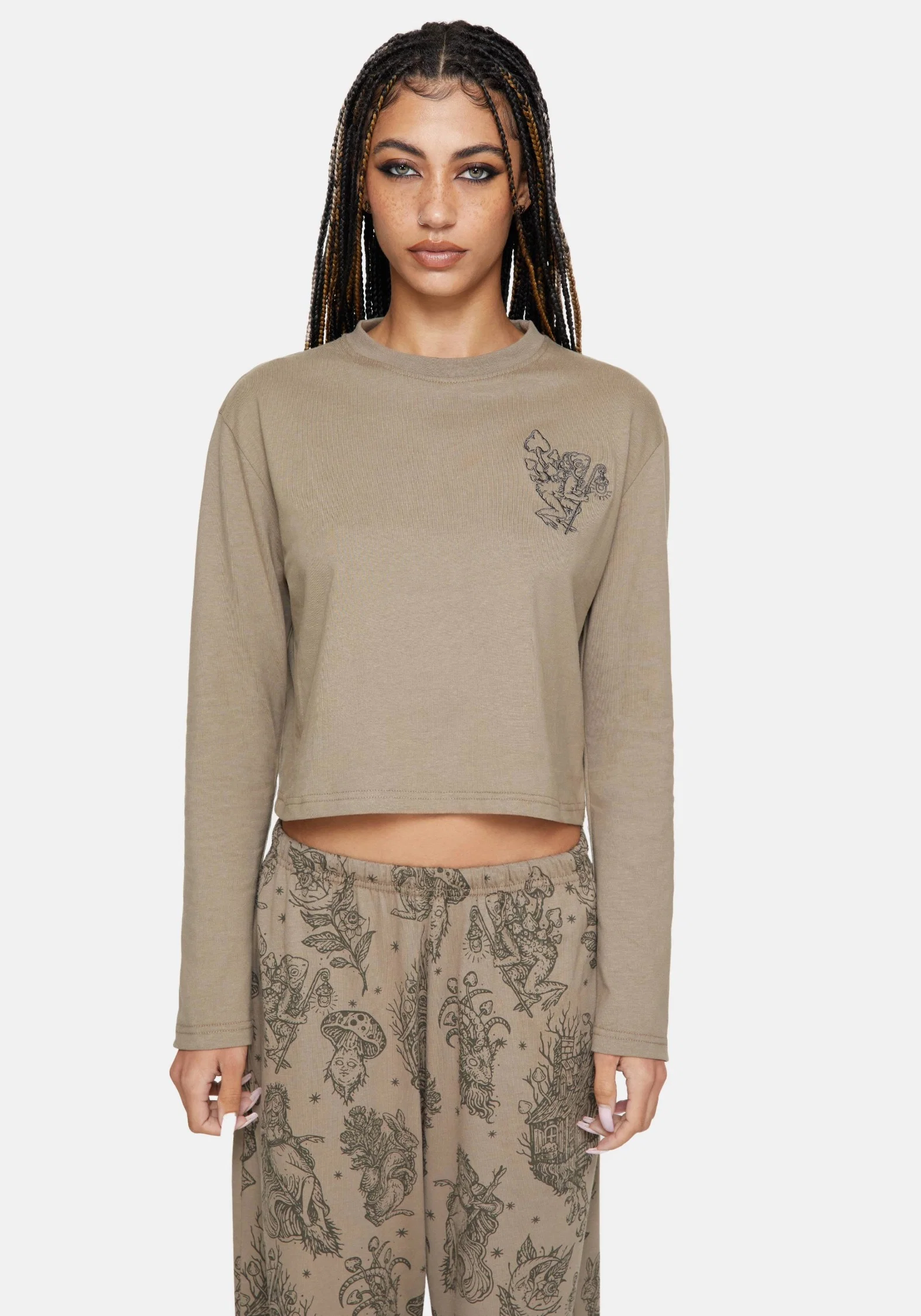 Hexborn Baba Yaga Embroidered Long Sleeve Pyjama Tee - Image 5