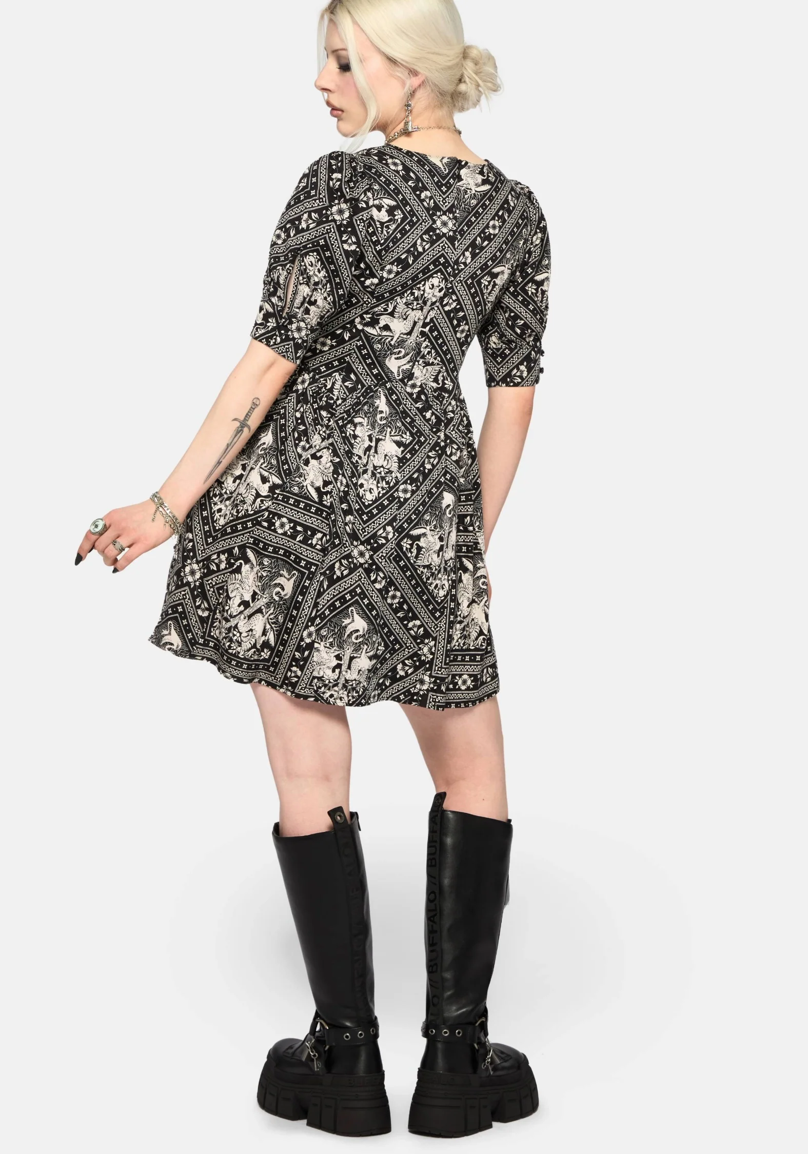 Hexweave Print V Neck Mini Dress - Image 4