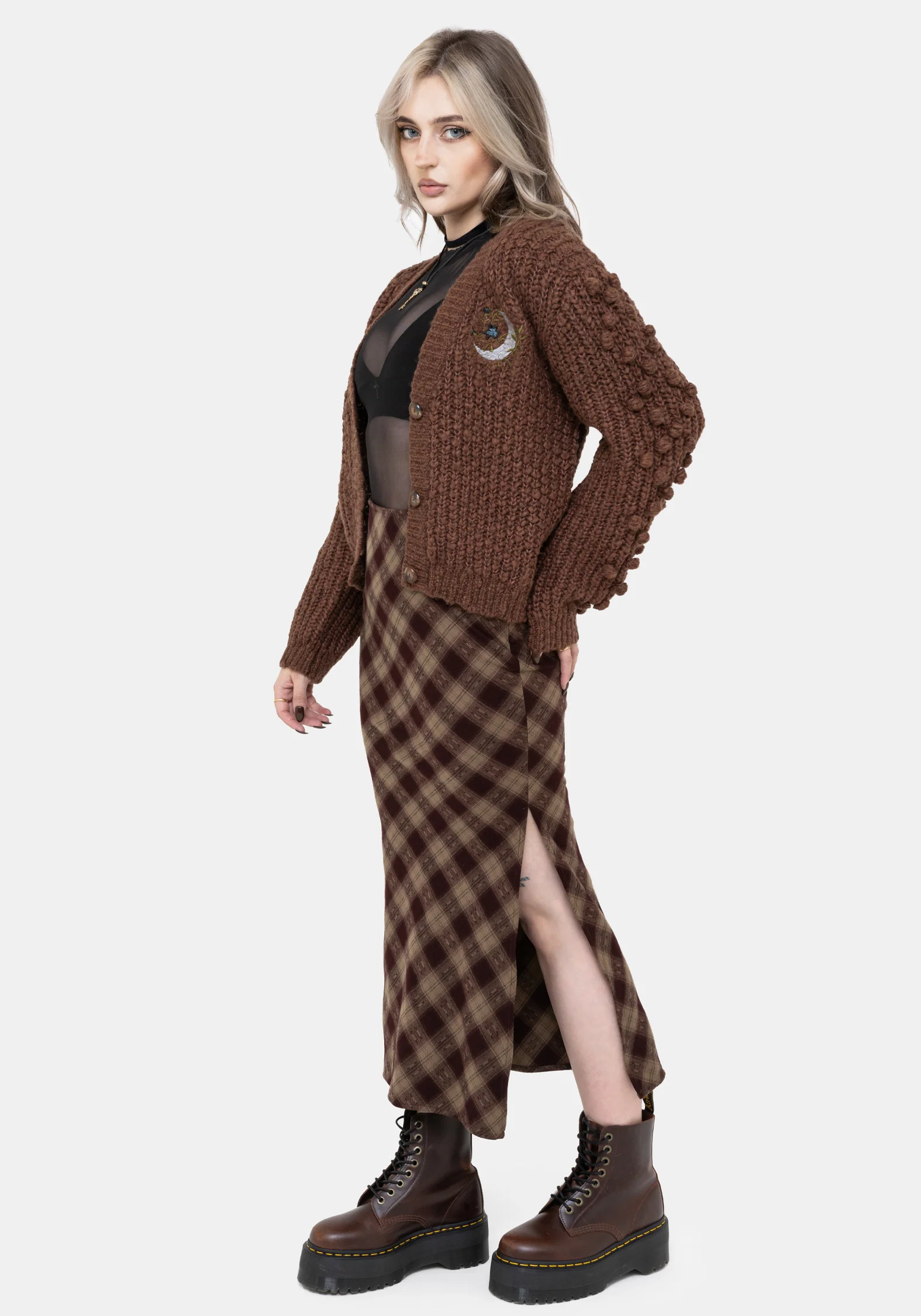 Isla Chunky Bobble Moon Embroidered Knit Cardigan - Image 7