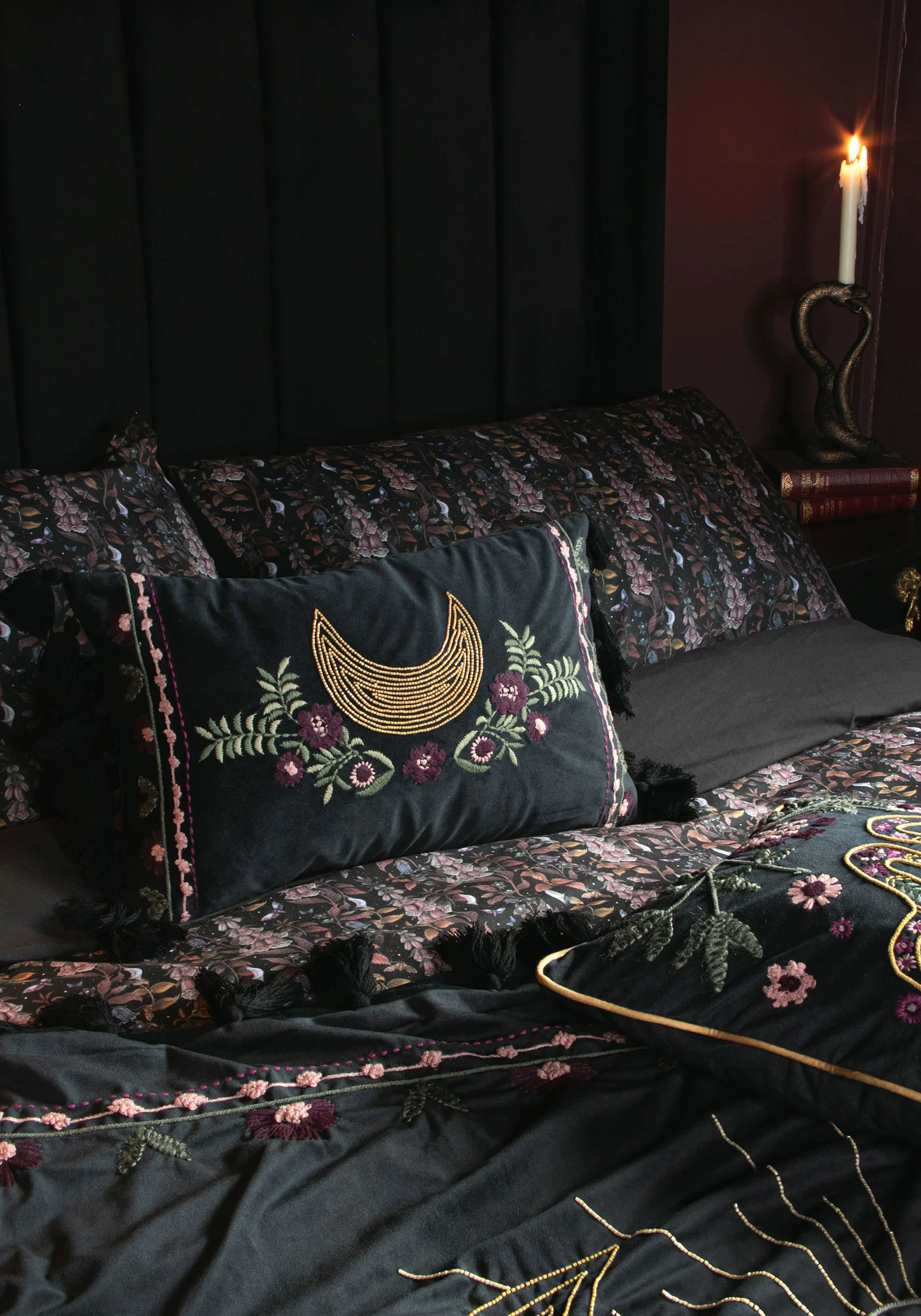 Kobra Rectangle Cushion - Image 2