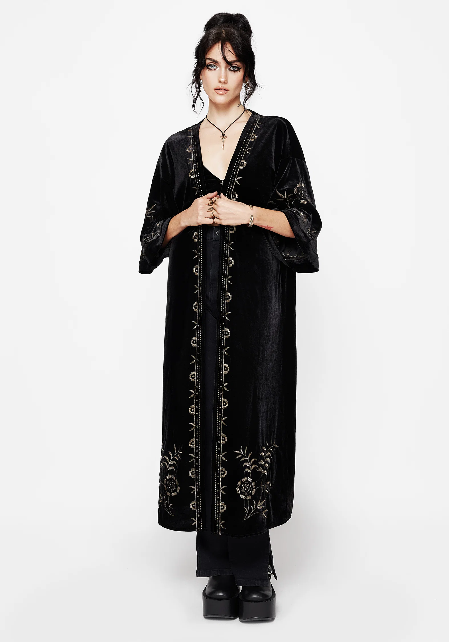 Kobra Velvet Snake Embroidered Longline Kimono - Image 6