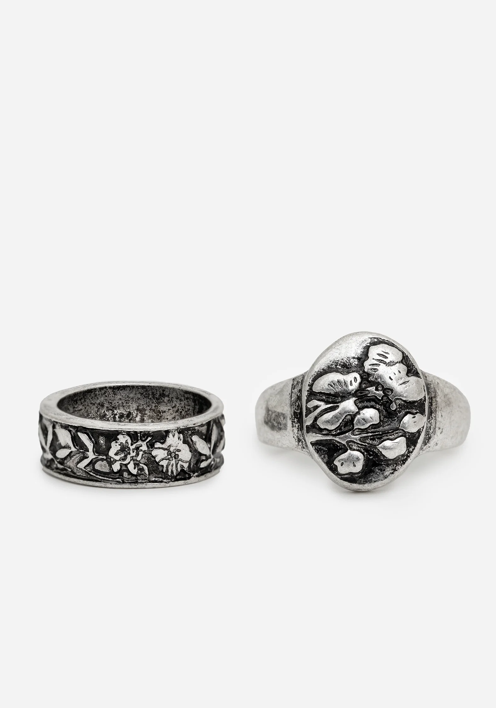 Laverna Floral Ring Set - Image 4