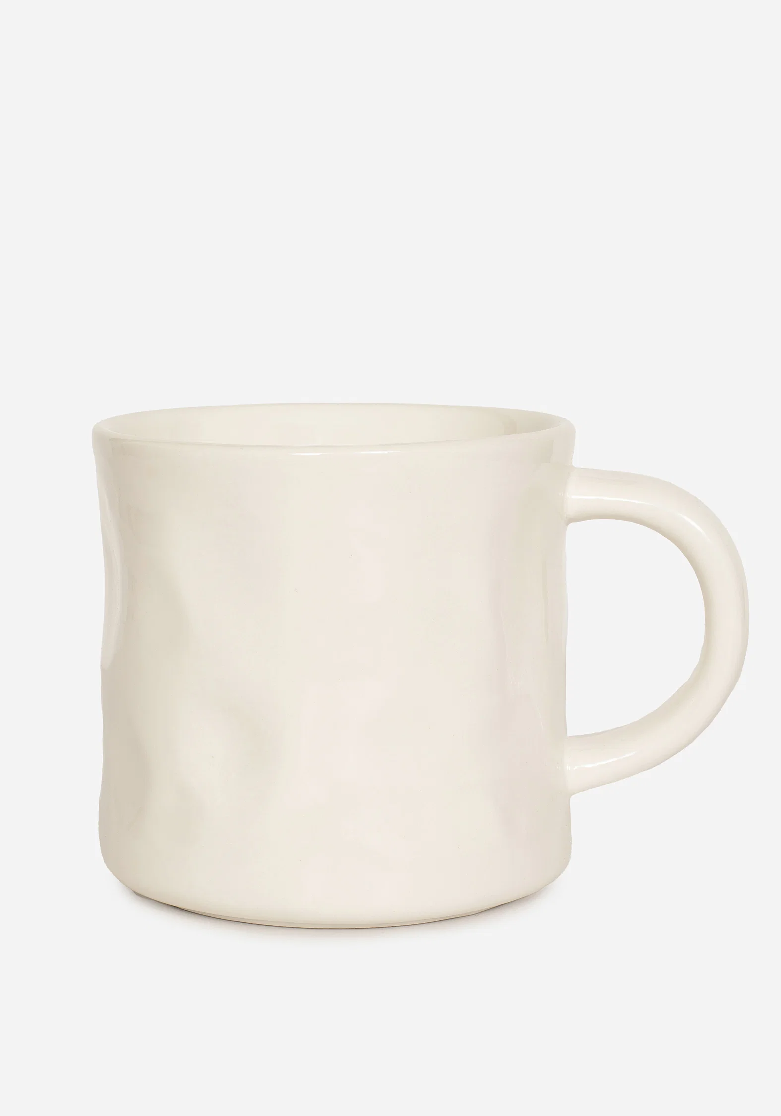 Lazlo Bat Mug - Image 4