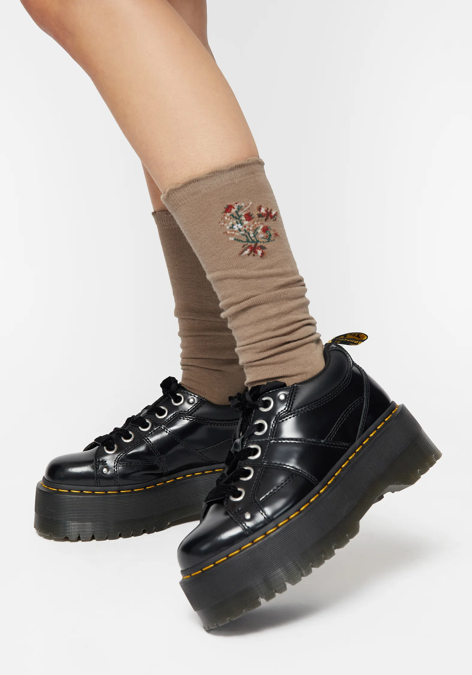 Lilia Embroidered Floral Socks - Image 3