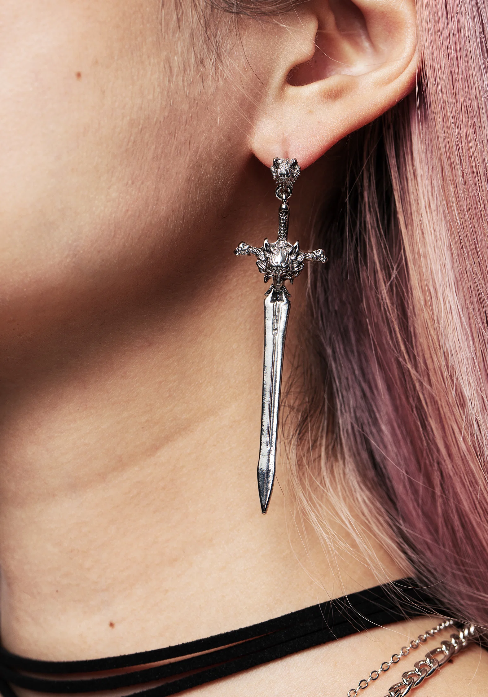 Longclaw Earrings - Image 2