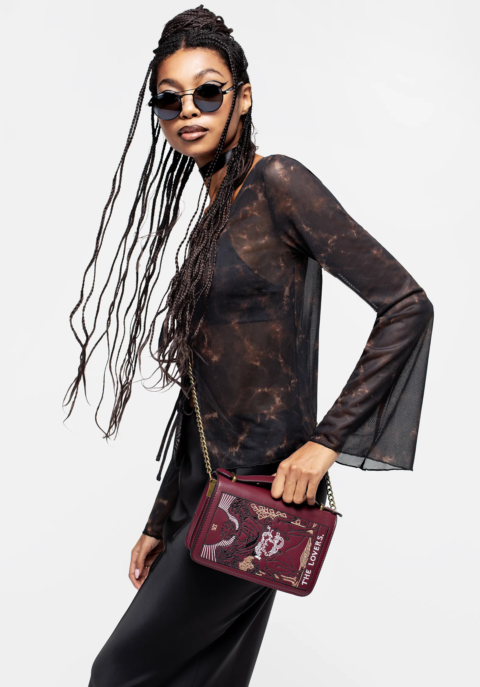 Lovers Embroidered Crossbody Clutch Bag - Image 10