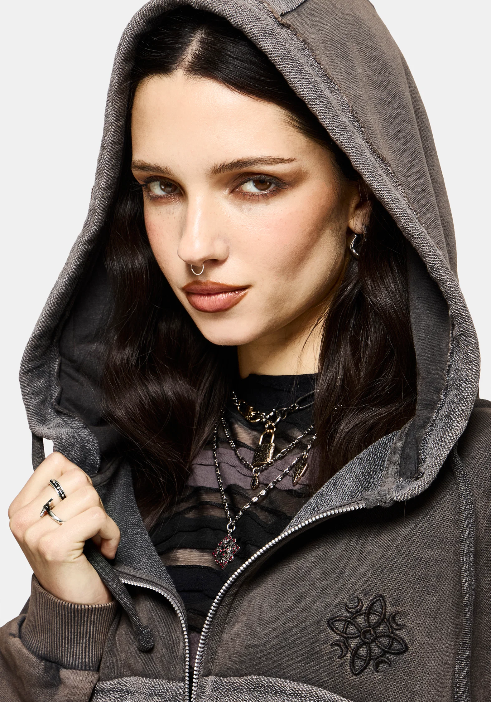Mio Witches Knot Distressed Seam Hoody - Image 2