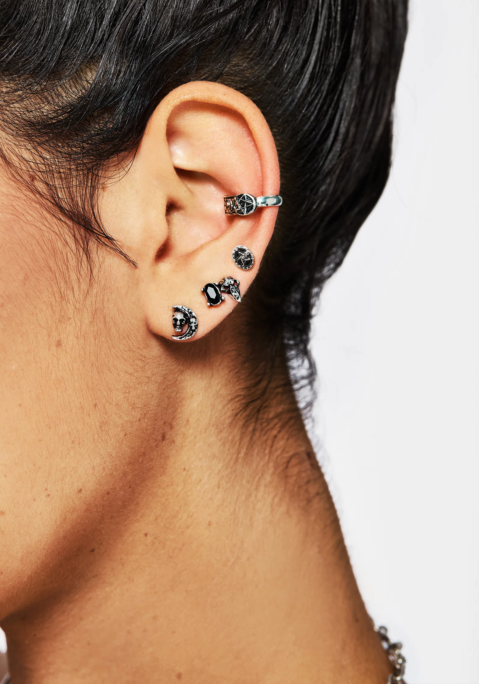 Moira Skull Stud Earrings Set - Image 3