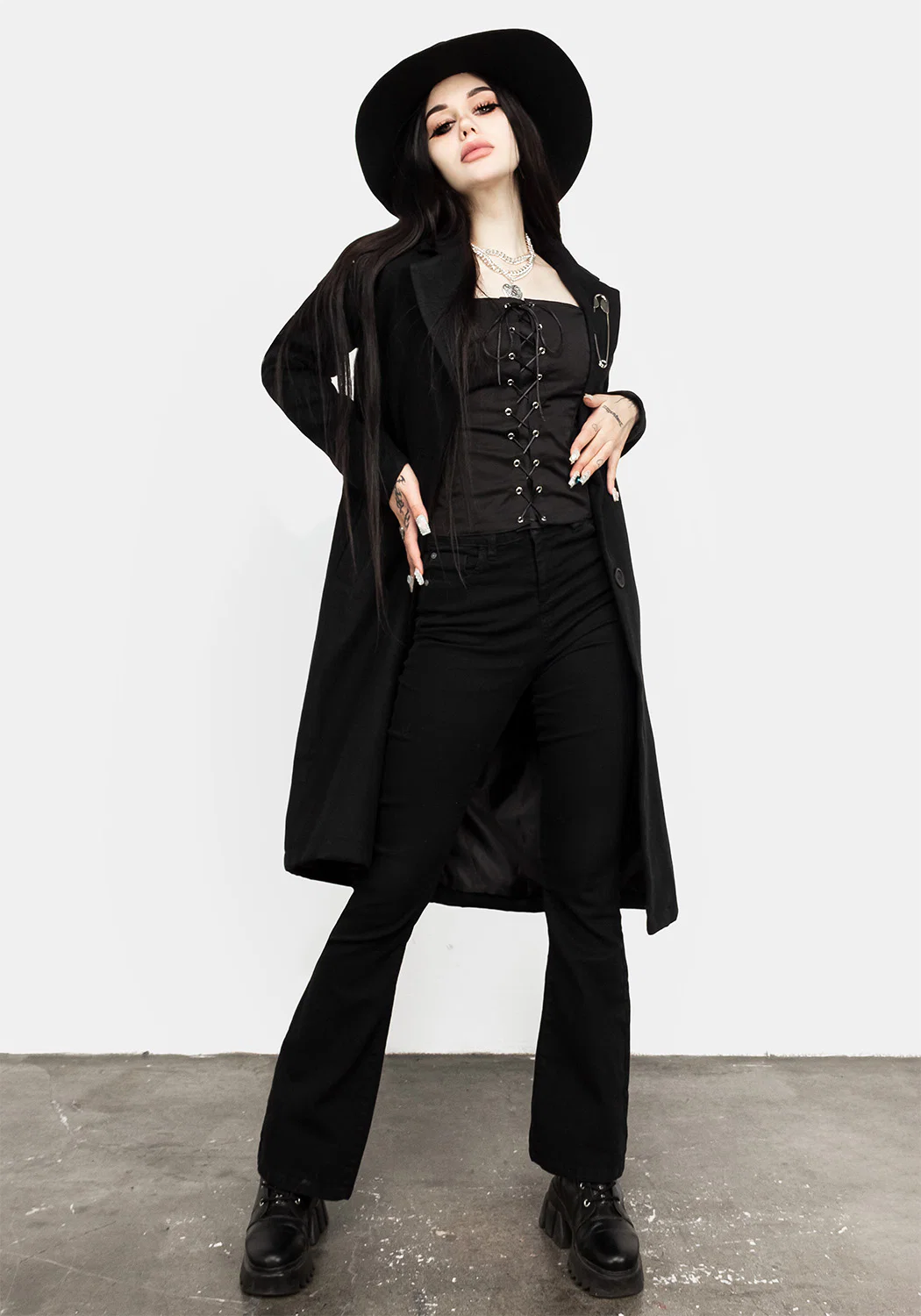 MORTICIA LACE-UP CORSET - Image 3