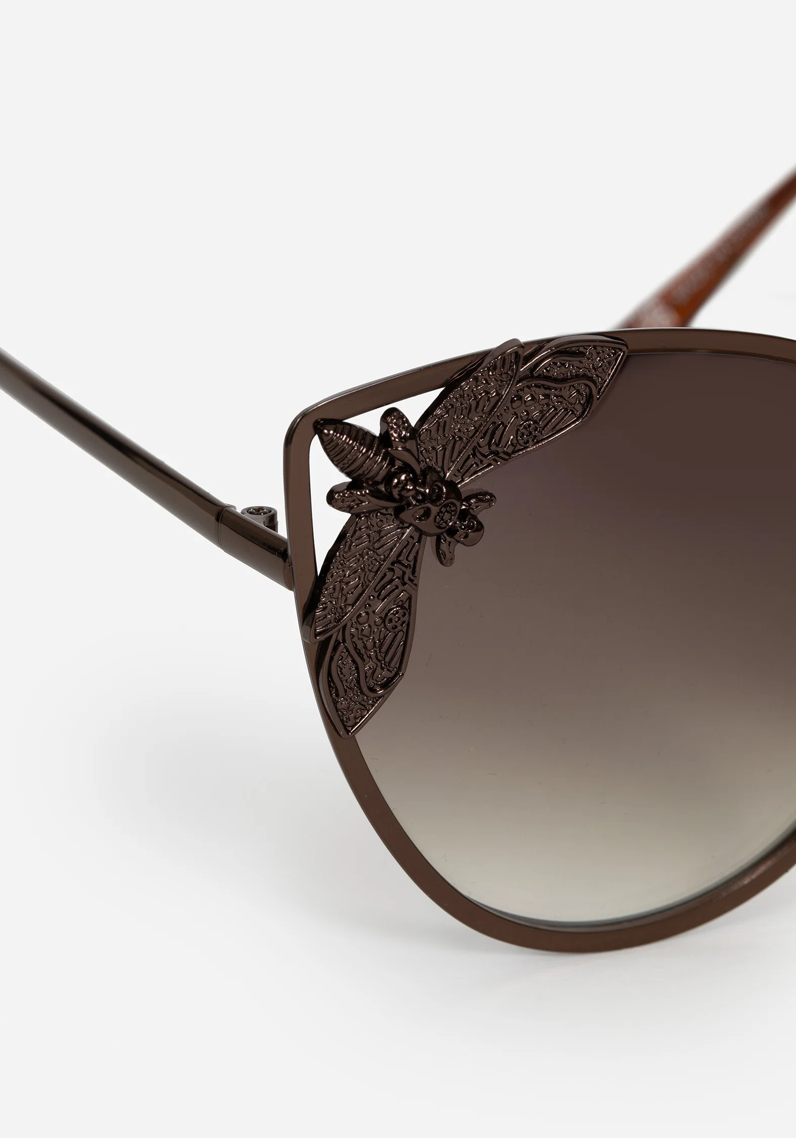 Mortmoth Cat Eye Sunglasses - Image 2