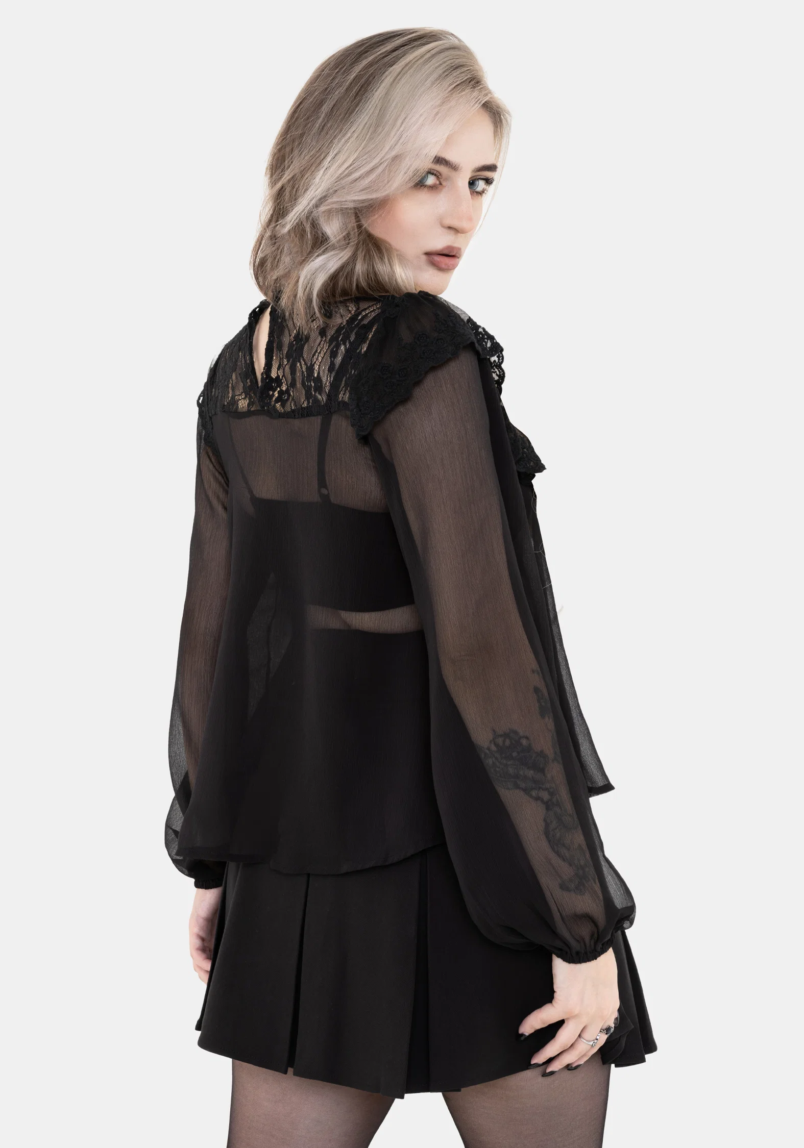 Myr Contrast Ruffle Lace Blouse - Image 3