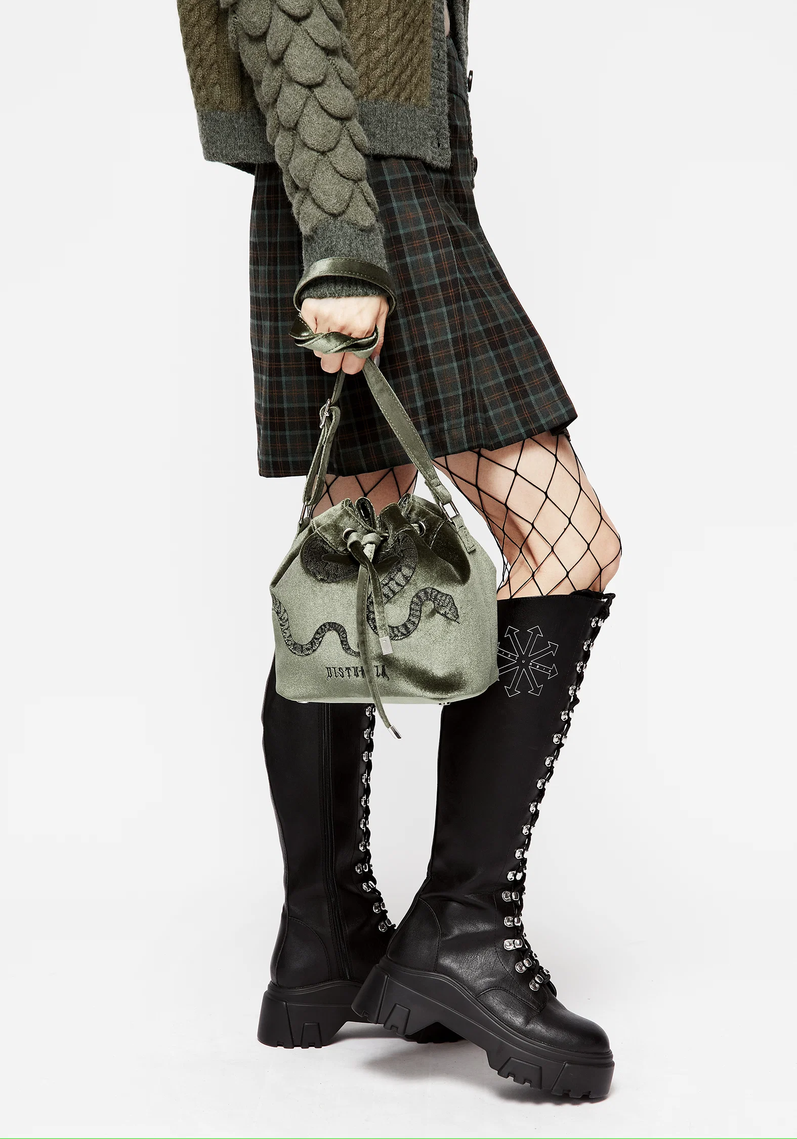 Ninia Bucket Bag - Image 6