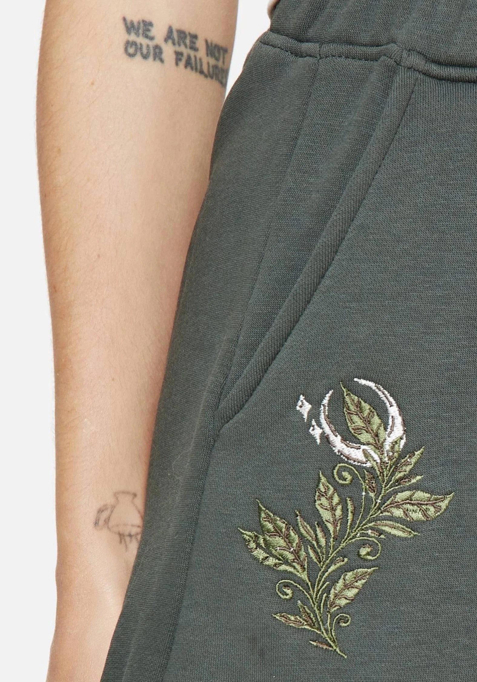 Nirah Cotton Embroidered Shorts - Image 2