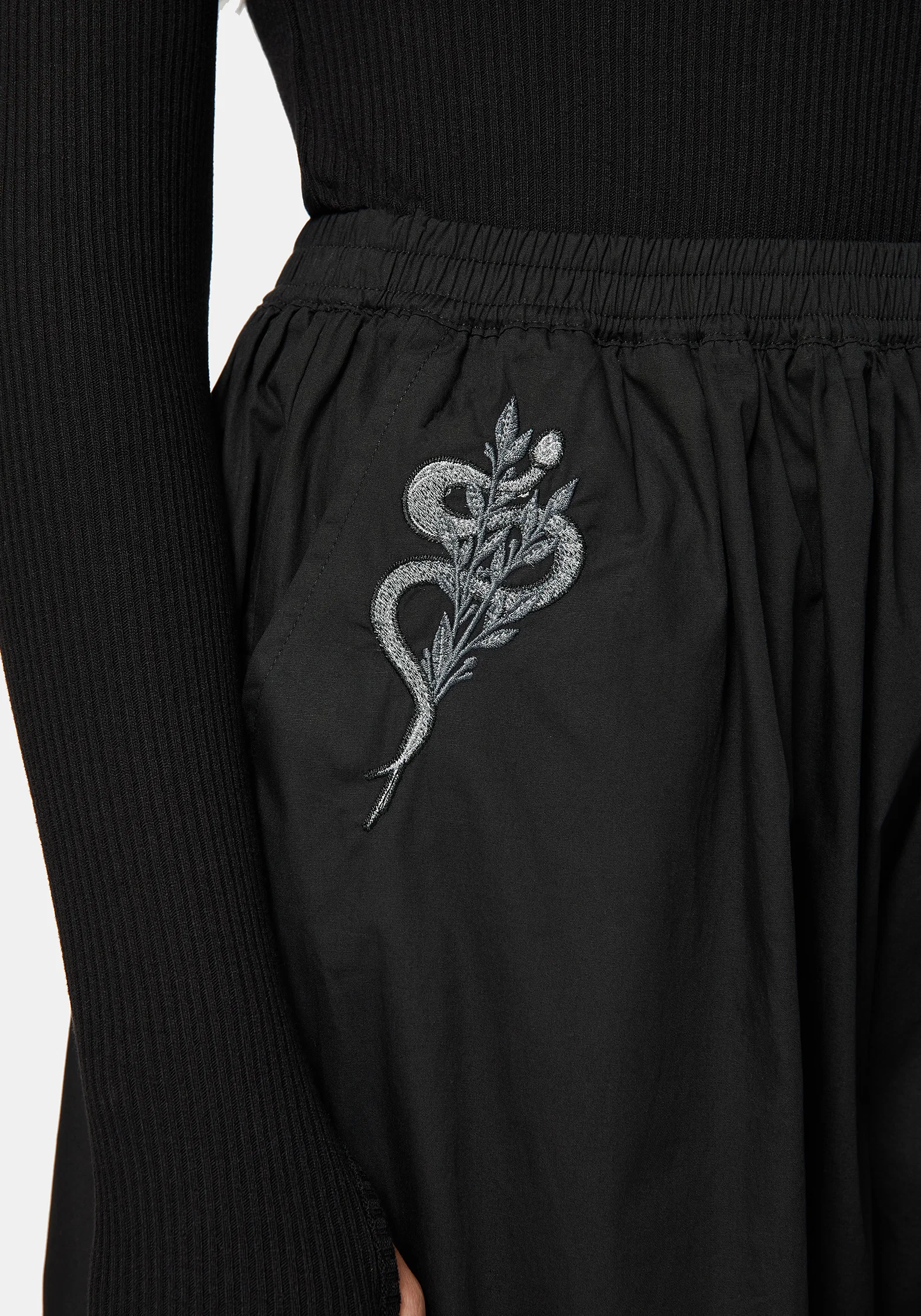 Nirah Embroidered Black Balloon Trouser - Image 2