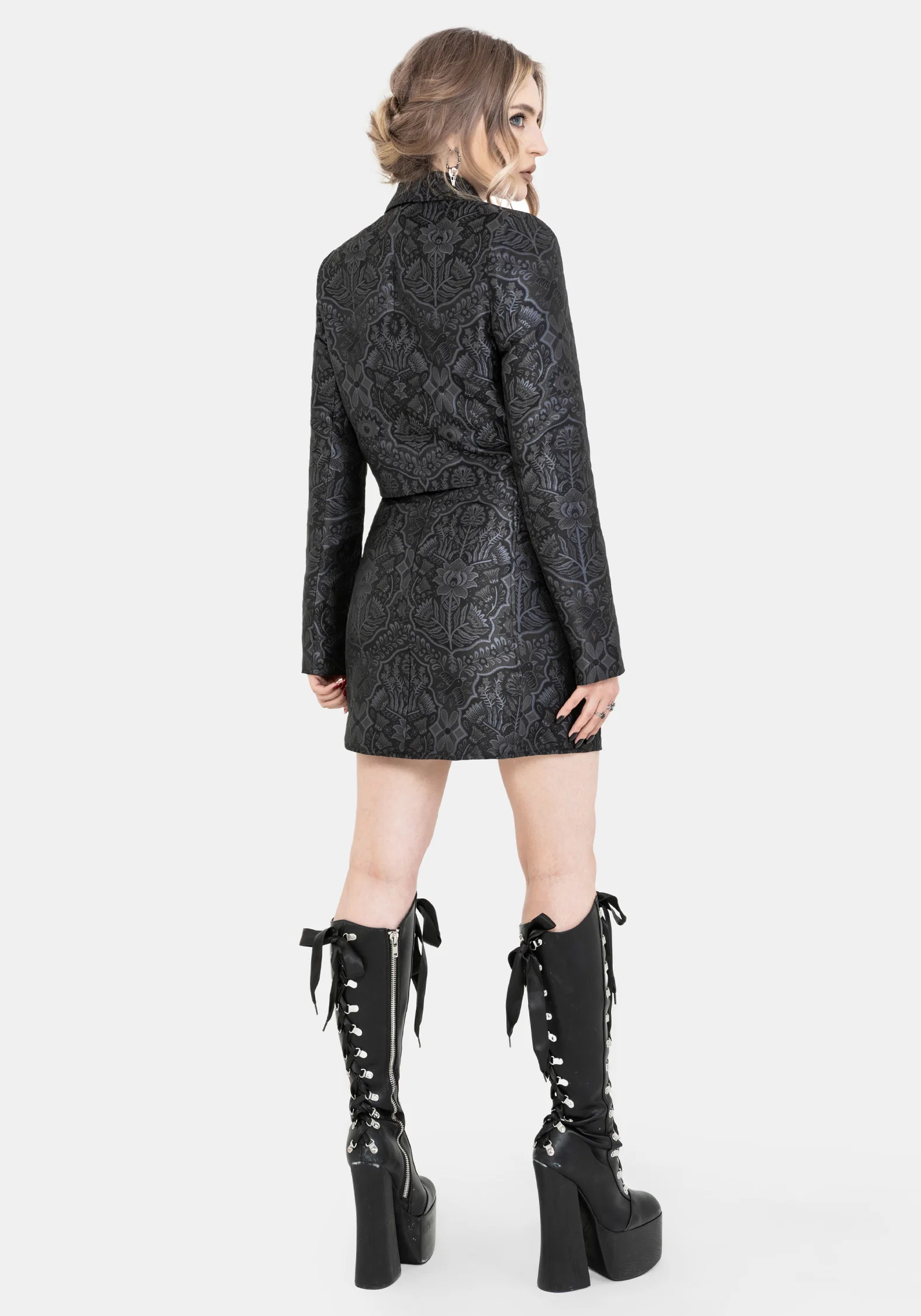Nocturna Jacquard Cropped Blazer - Image 3