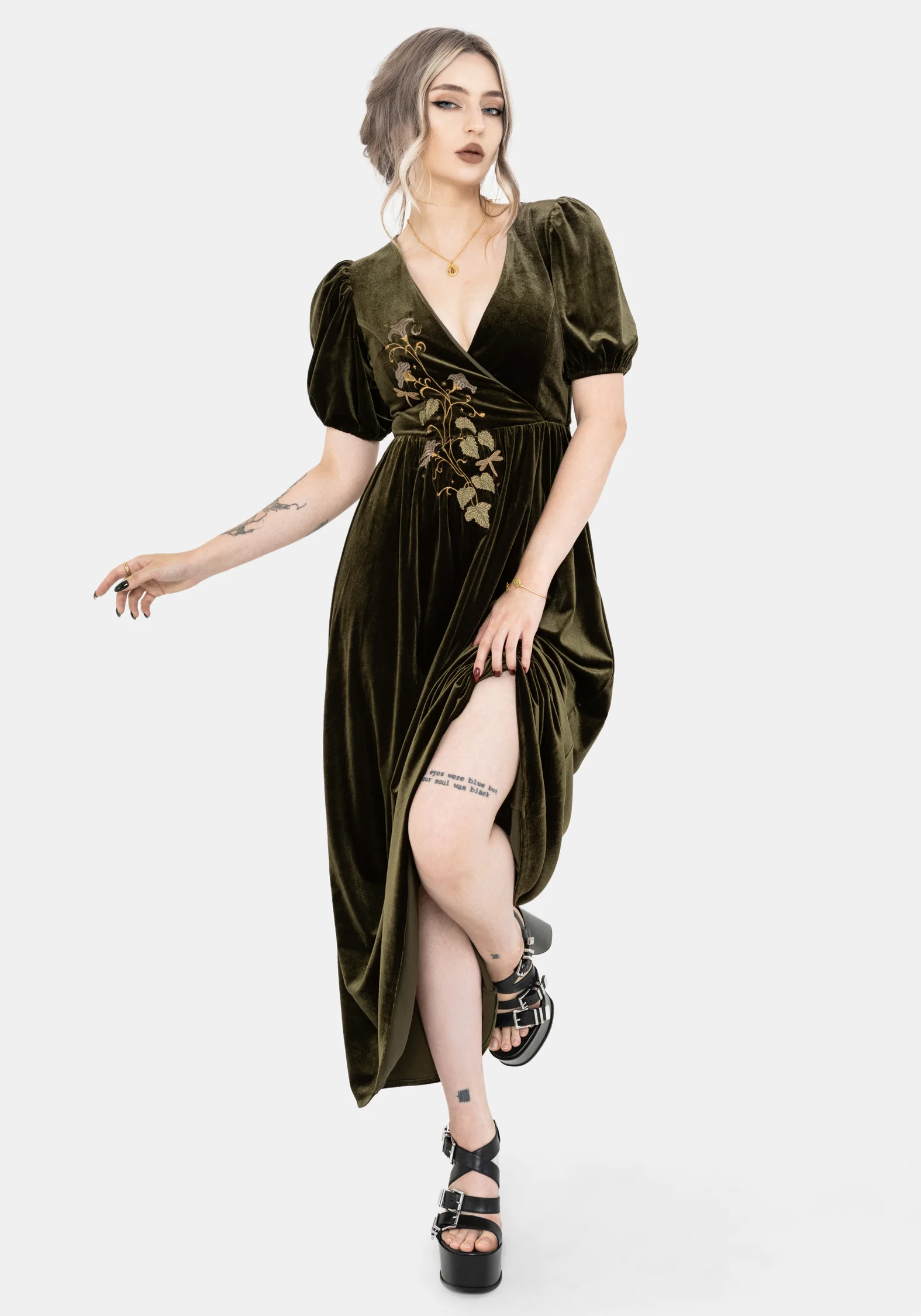 Noura Floral Dragonfly Embroidered Puffball Sleeve Velour Midaxi Dress - Image 5