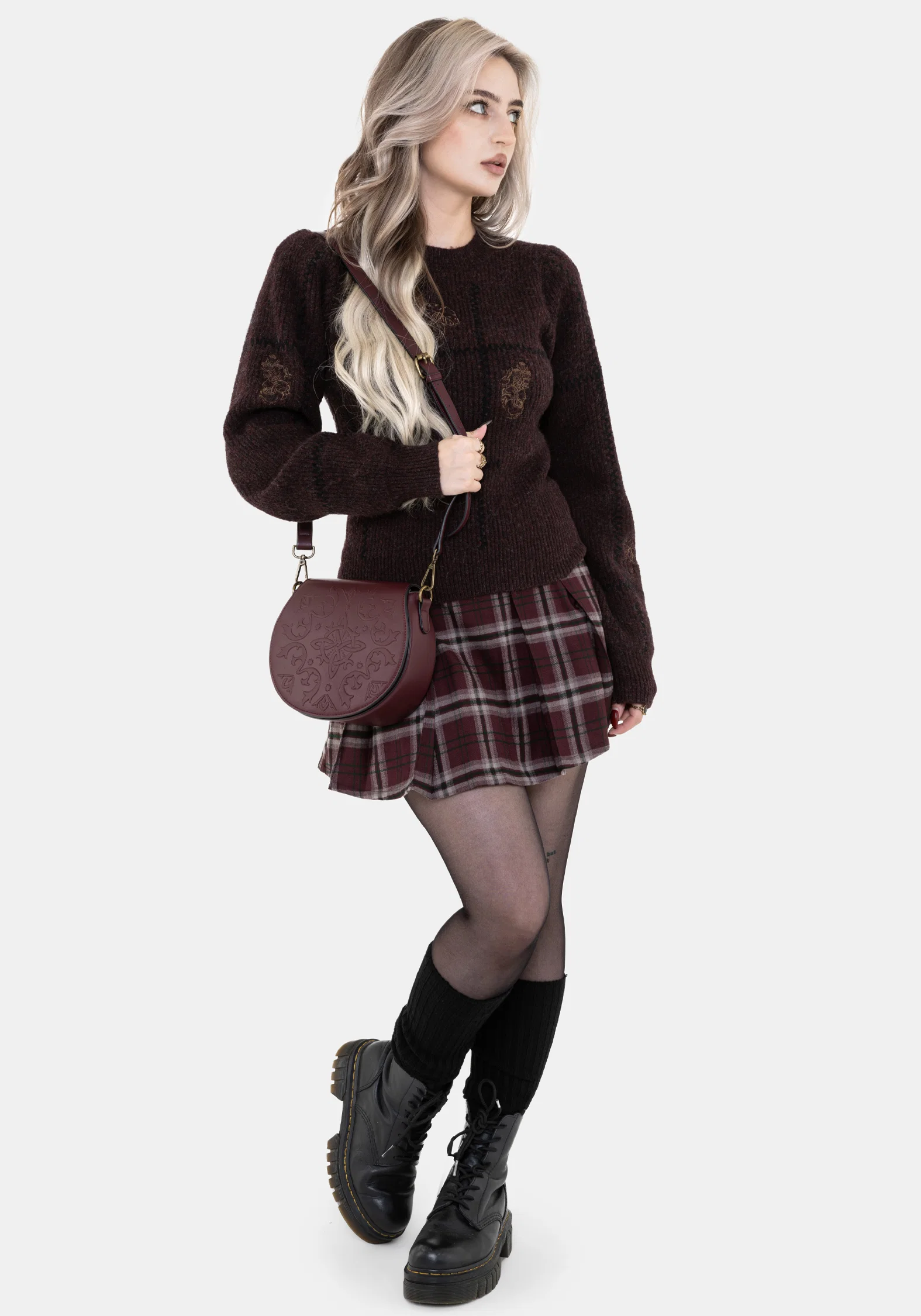 Nyelle Witches Knot Debossed Circle Bag - Image 5