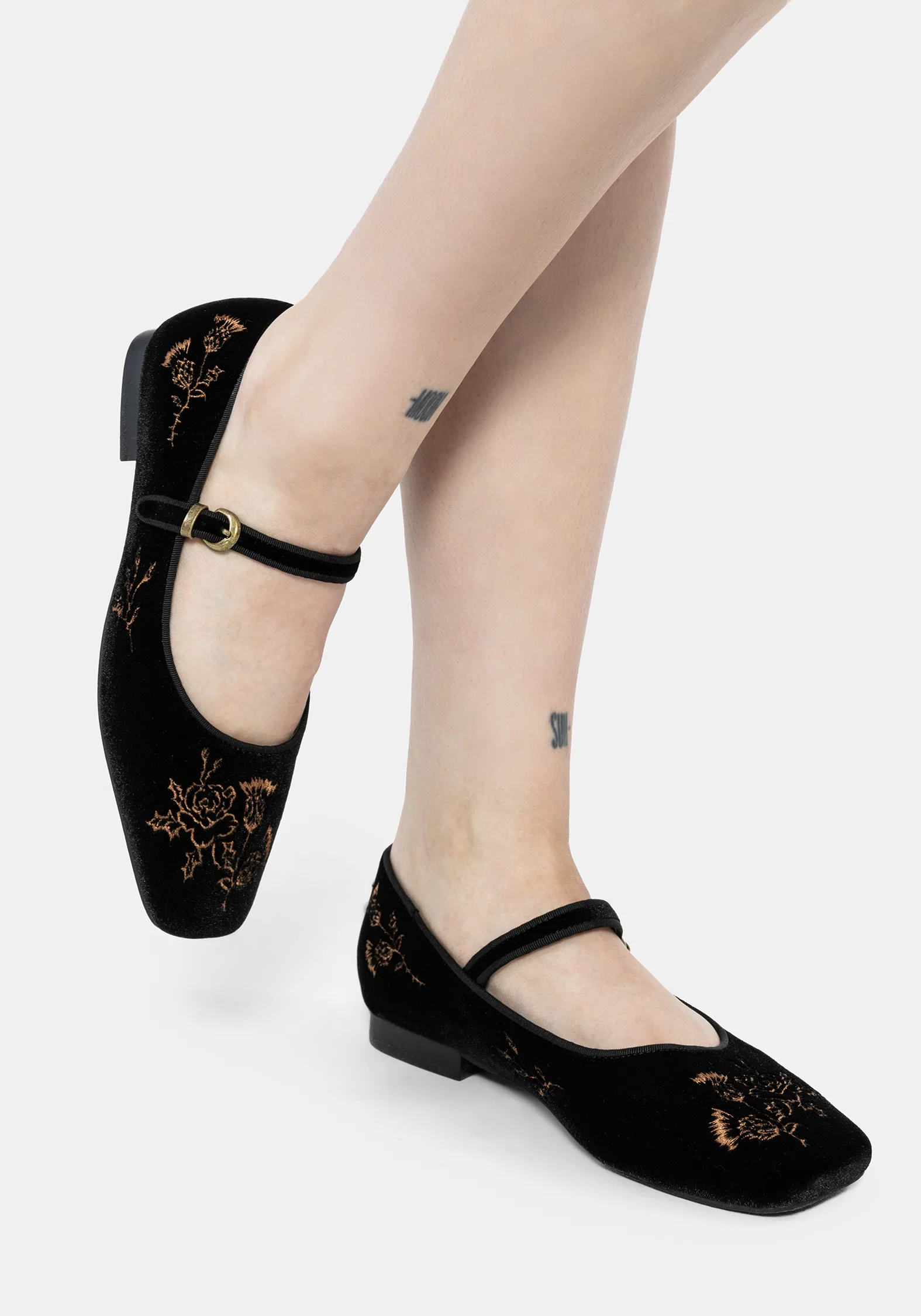 Nyla Velvet Embroidered Ballerina Pumps - Image 5