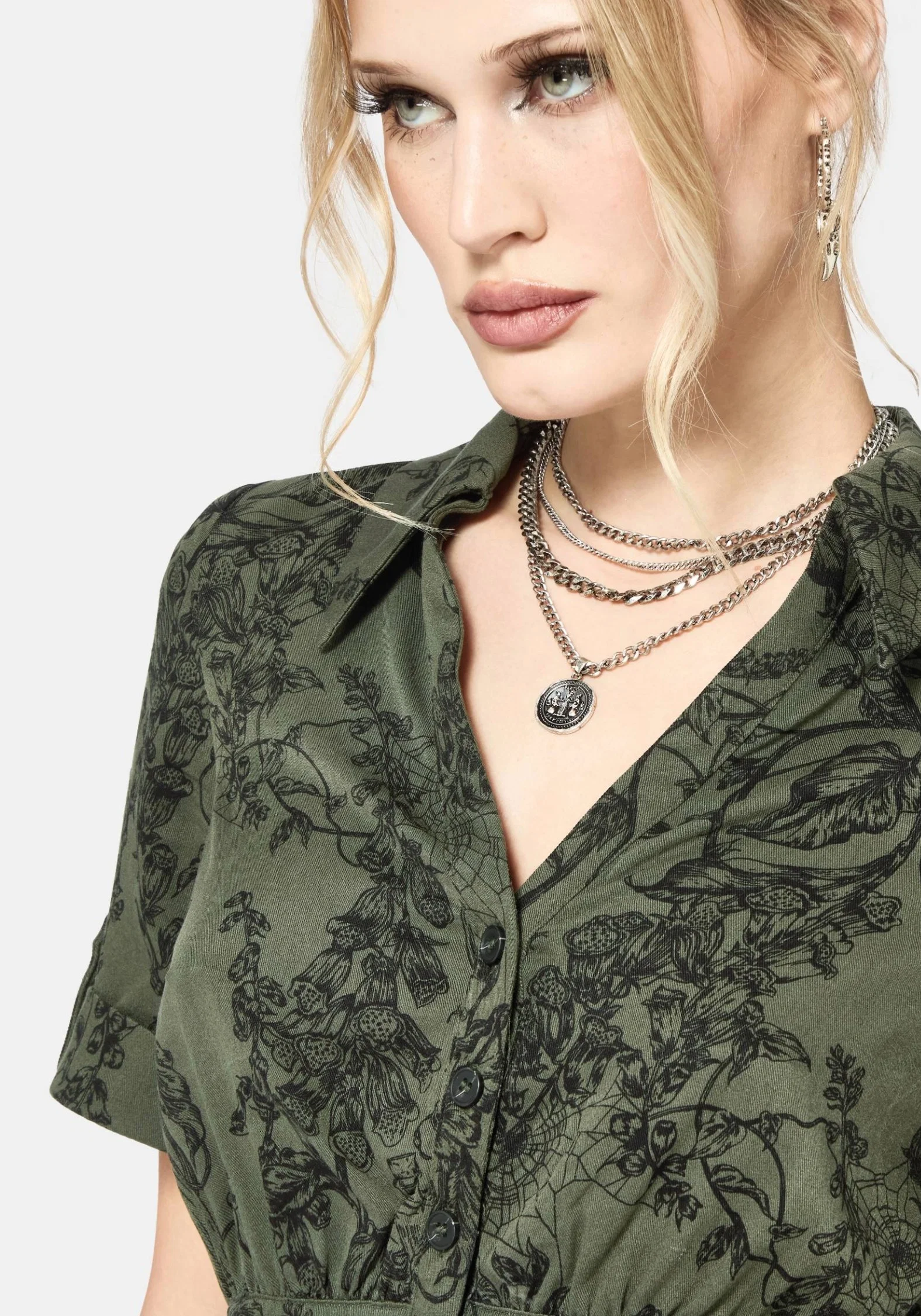 Orla Foxglove Potion Crop Short Sleeved Shirt - Image 2