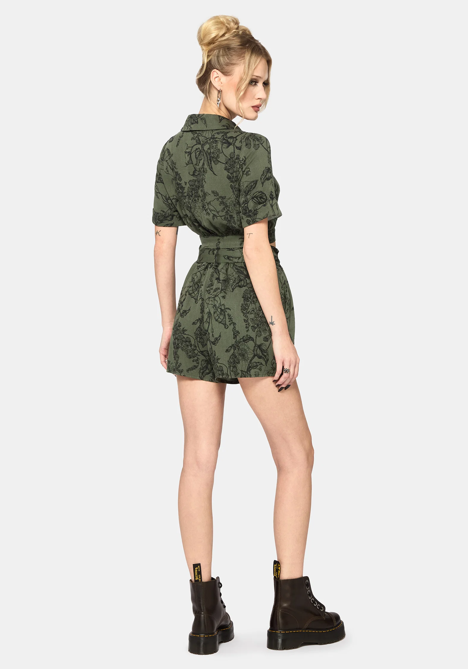 Orla Foxglove Potion Crop Short Sleeved Shirt - Image 3