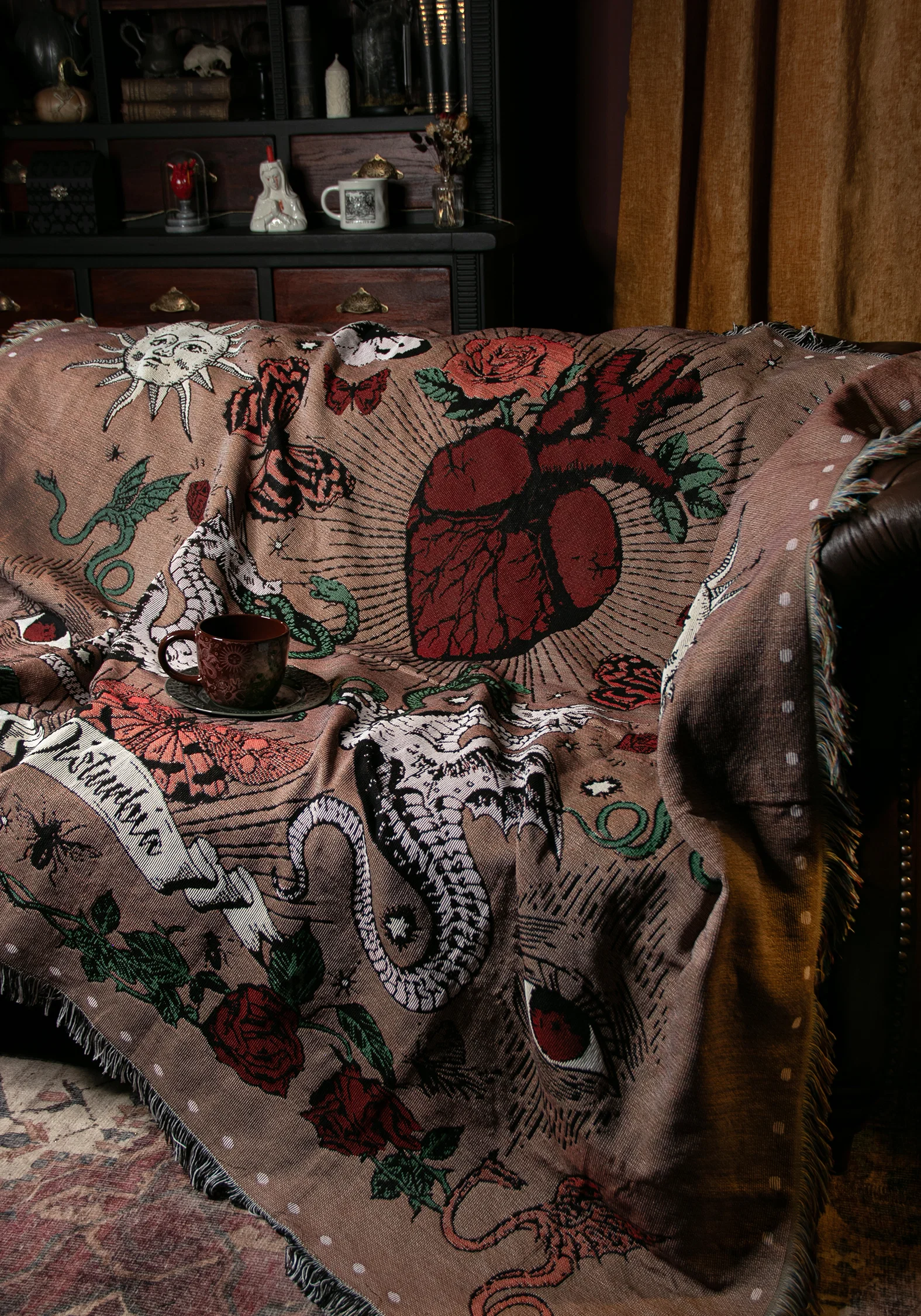 Paramour Tattoo Print Tapestry Blanket - Image 8