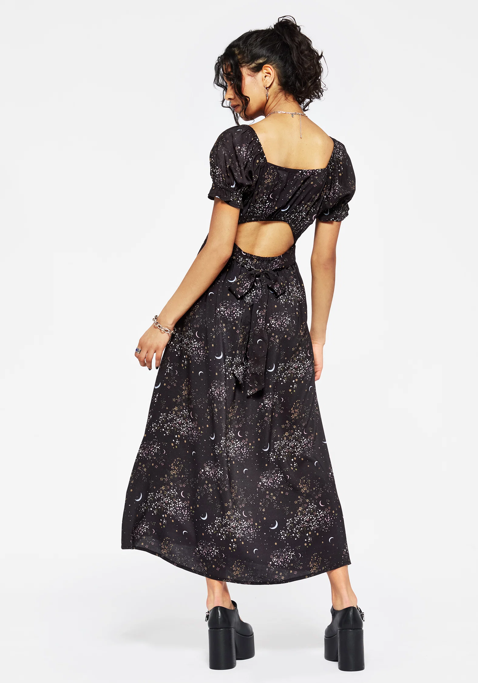 Peaseblossom Celestial Back Cut Out Midi Dress - Image 3