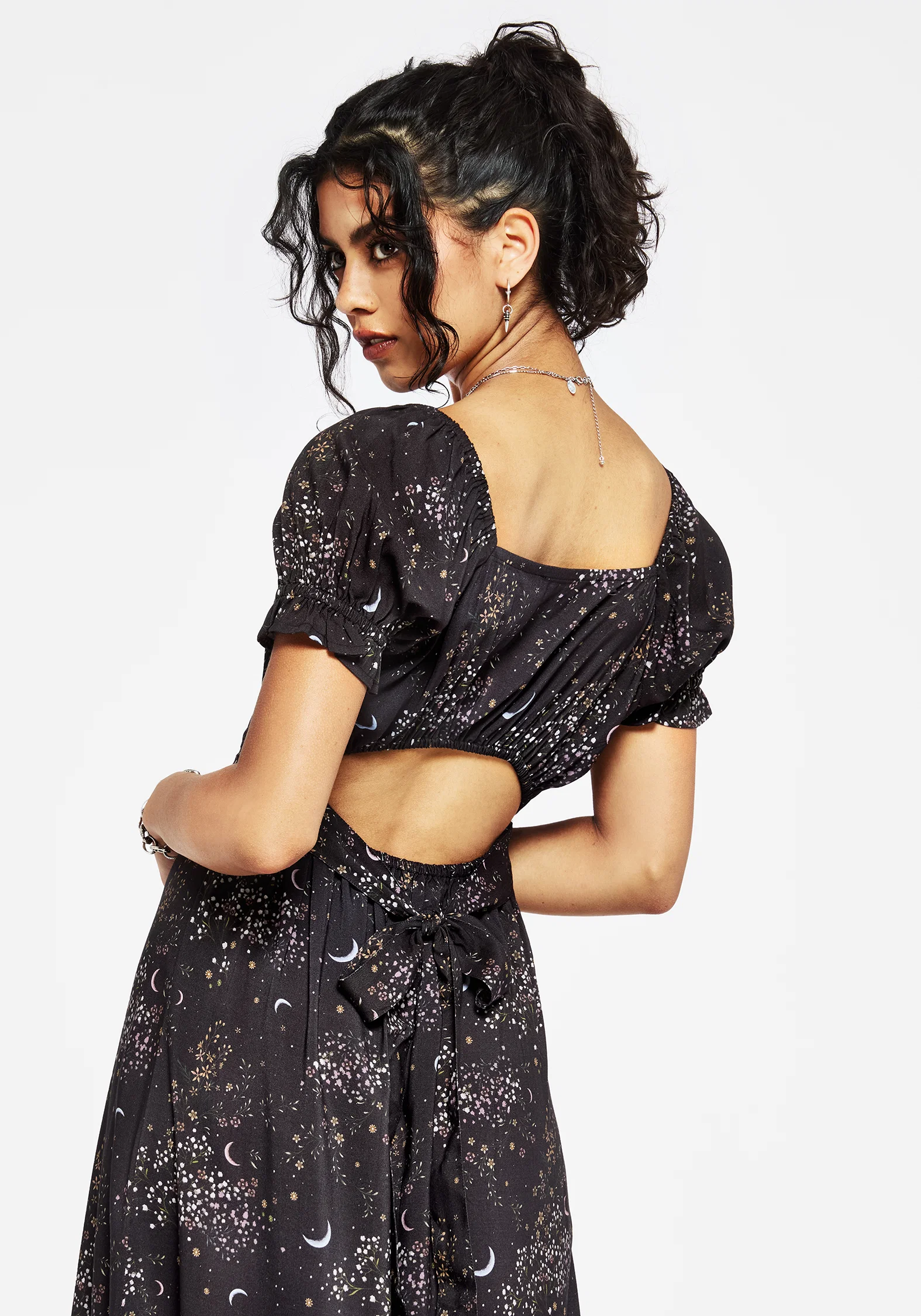 Peaseblossom Celestial Back Cut Out Midi Dress - Image 5