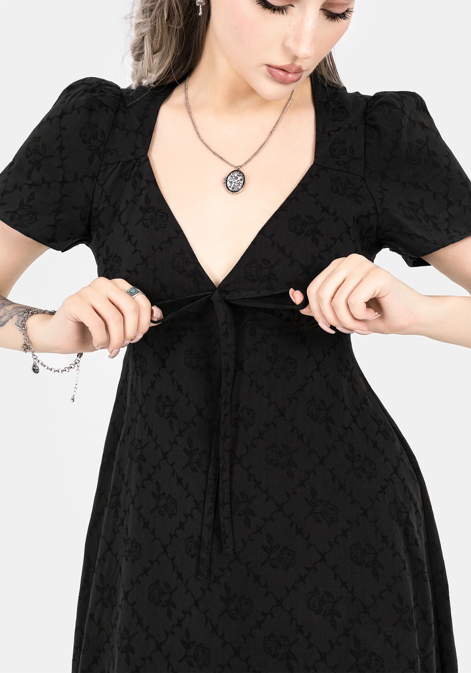 Polgara Floral Jacquard Midaxi Dress - Image 2