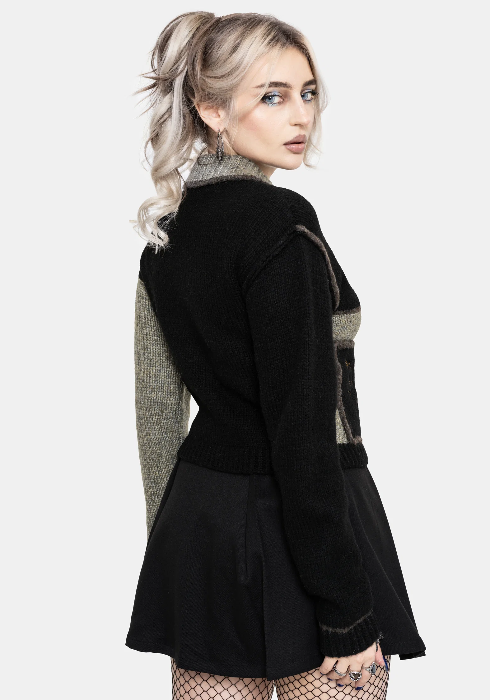 Polly Collared Patch Embroidered Knit Cardigan - Image 3