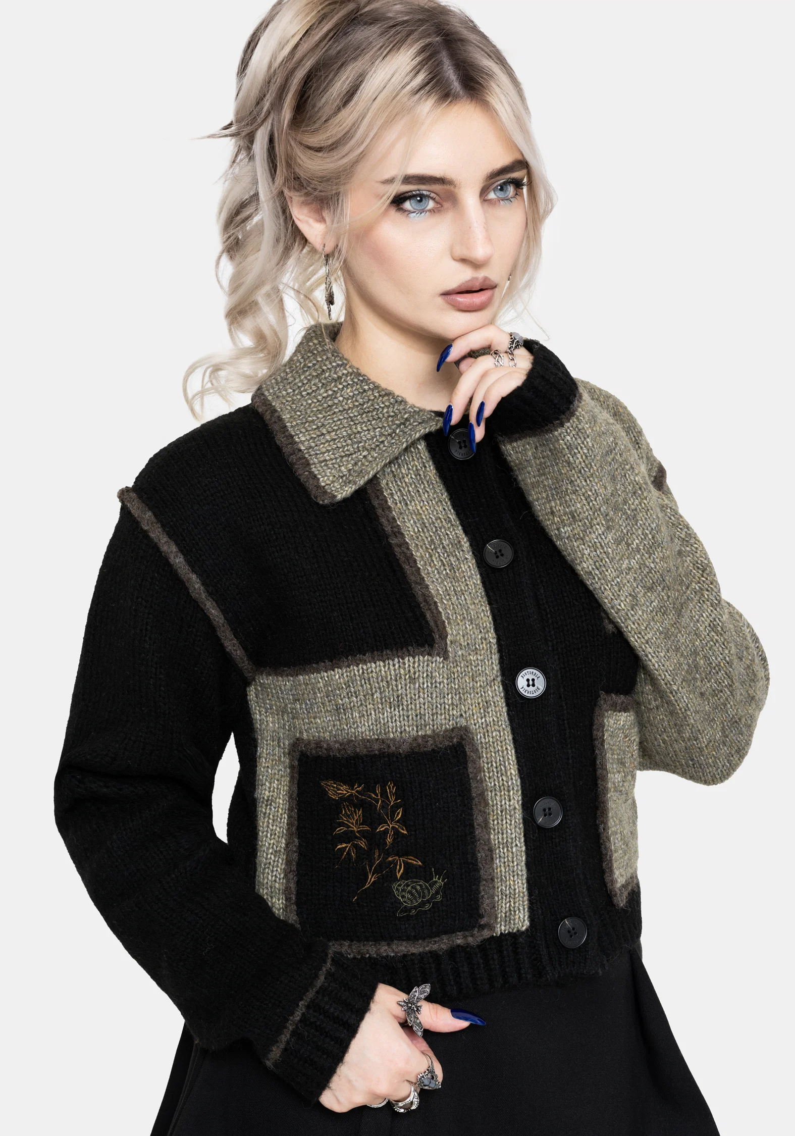 Polly Collared Patch Embroidered Knit Cardigan - Image 4
