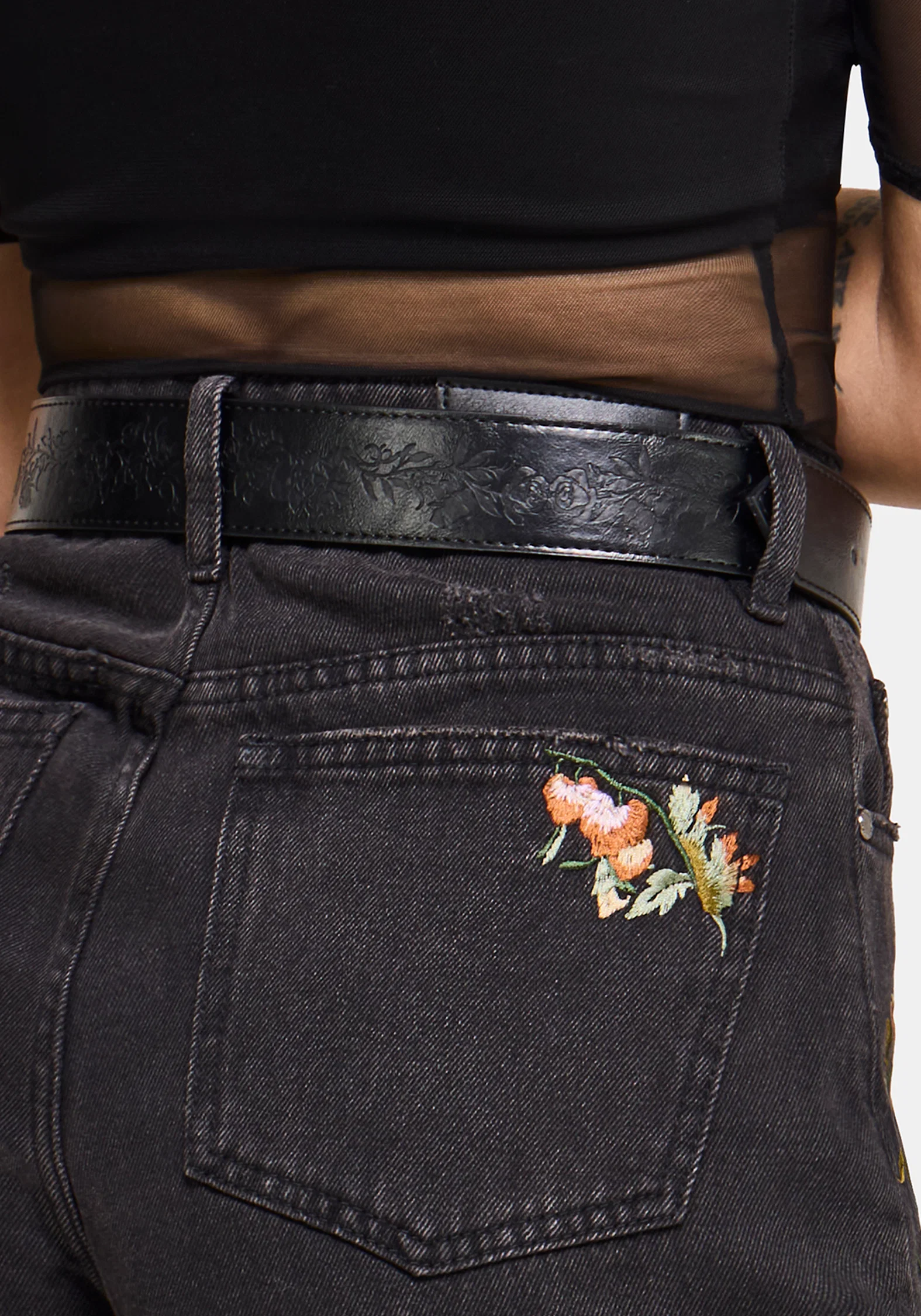Rosamoth Debossed Buckle Belt - Silver - Image 5