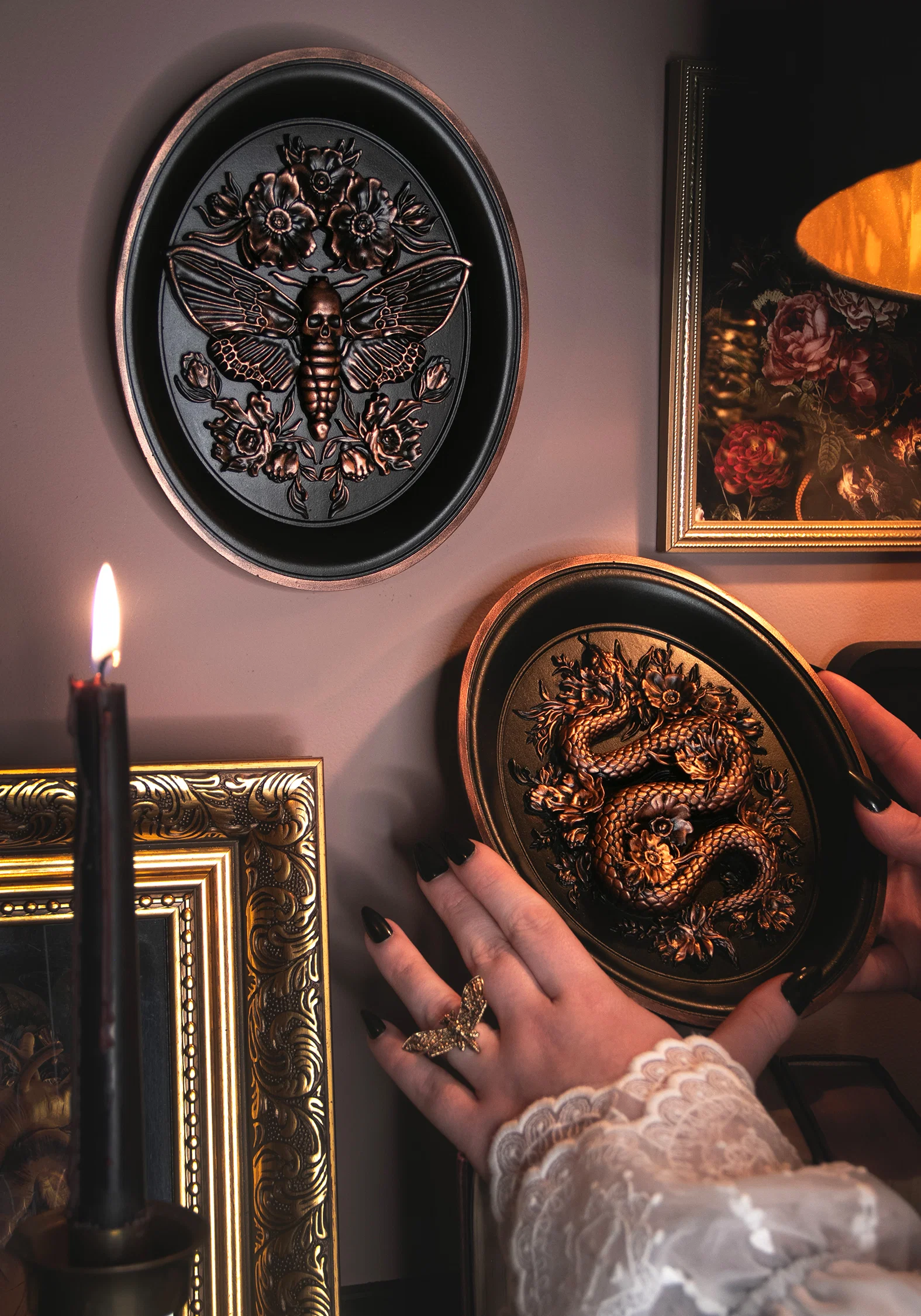 Rosamoth Wall Hanger - Image 5