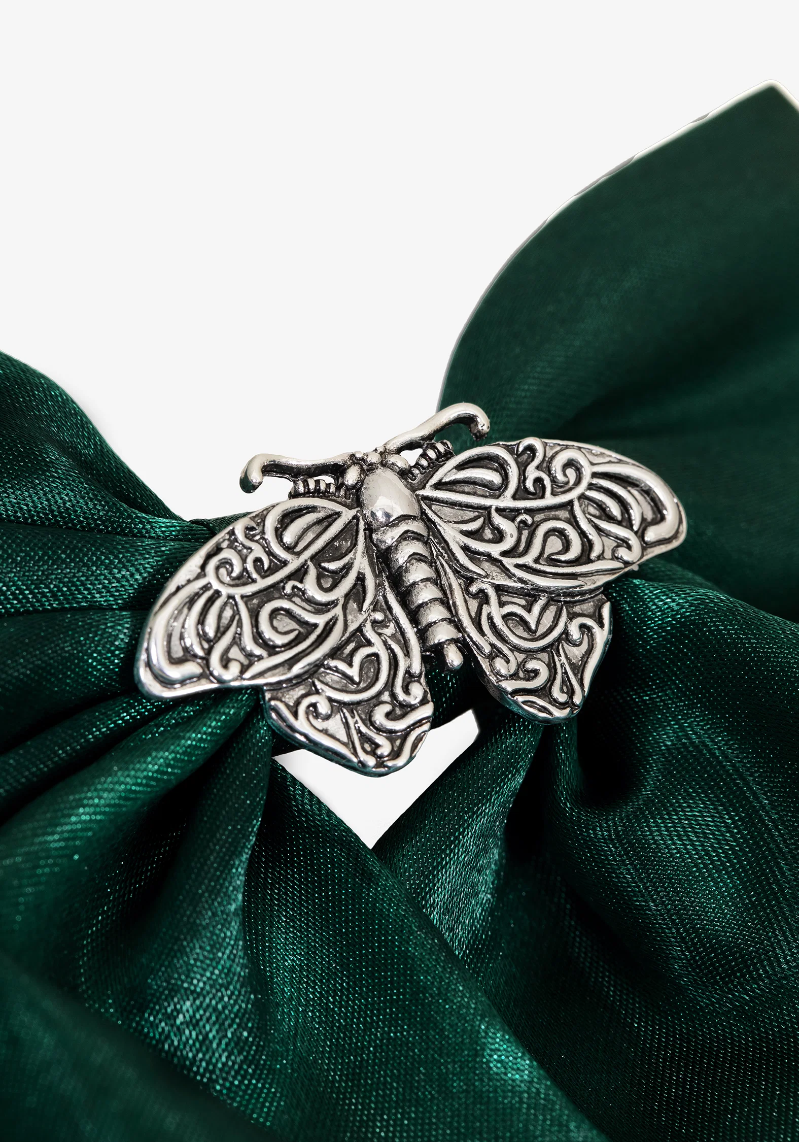 Rowan Moth Hair Bow - Image 3