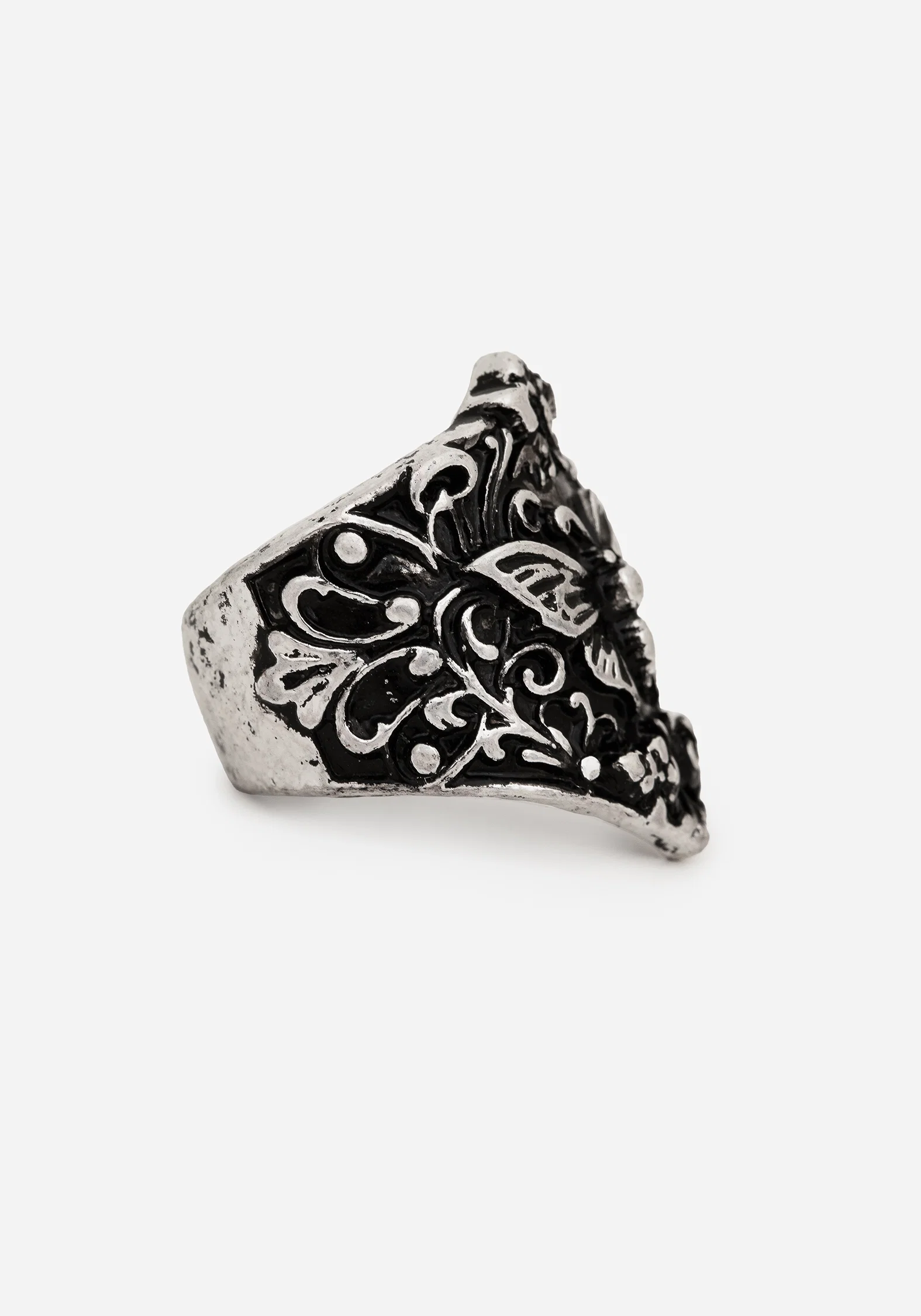 Rowan Moth Ring - Image 3