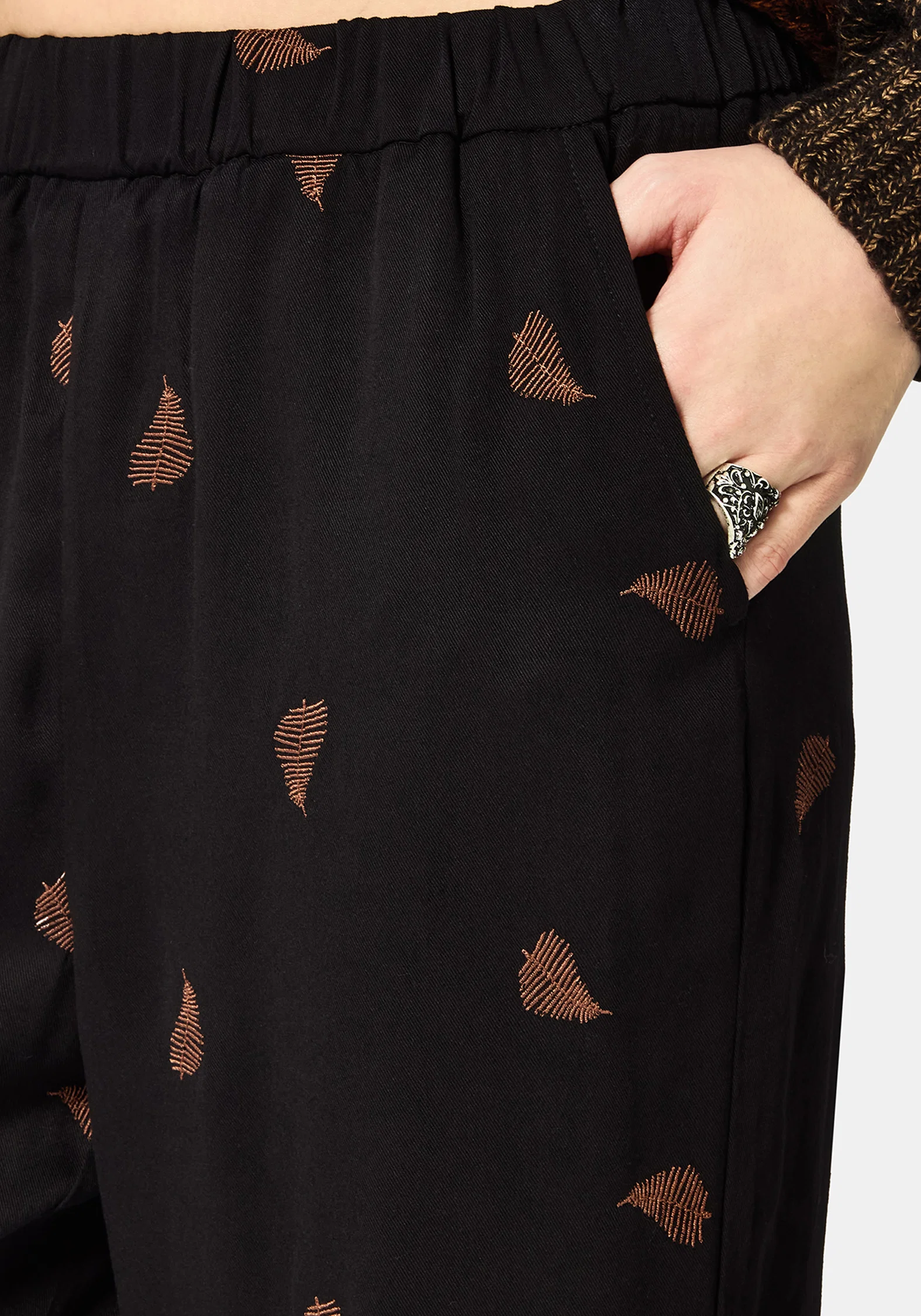Ruin Fern Brown Embroidery Wide Leg Trouser - Image 2
