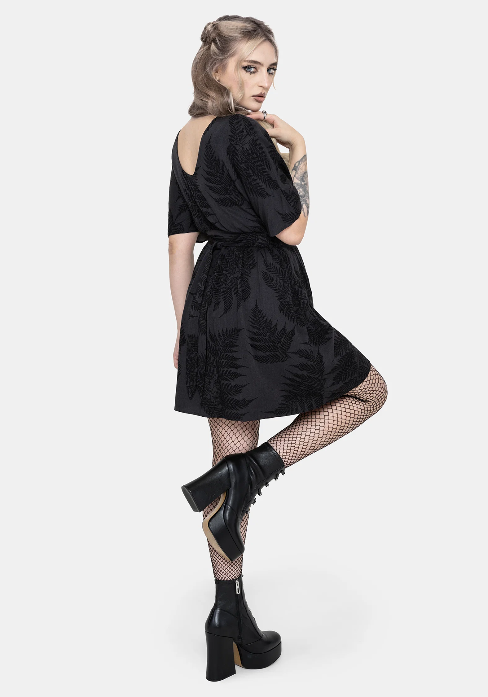 Ruin Fern Printed Tie Back Mini Dress - Grey - Image 7