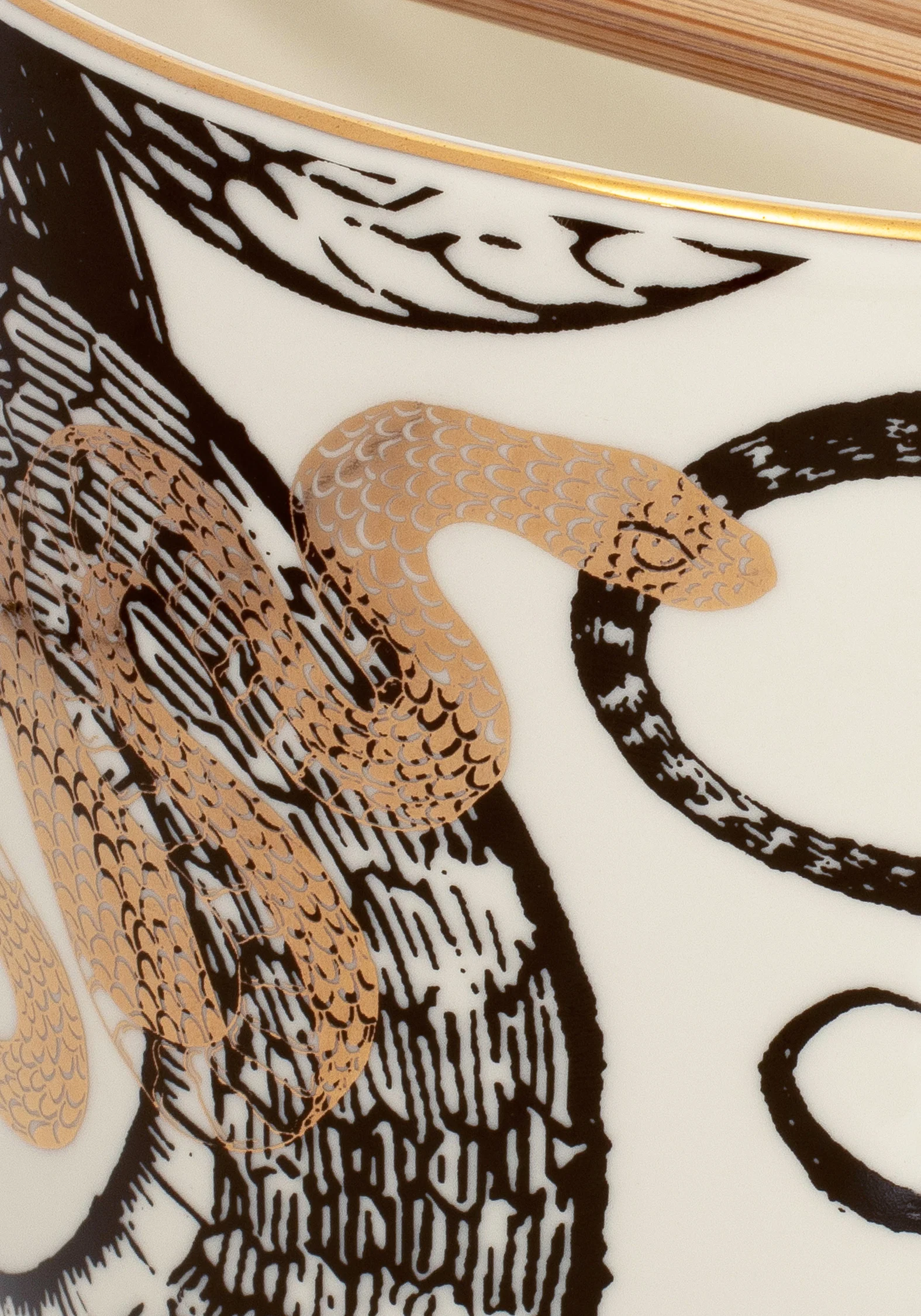 Saraph Snakes Snake Ramen Bowl - Image 3