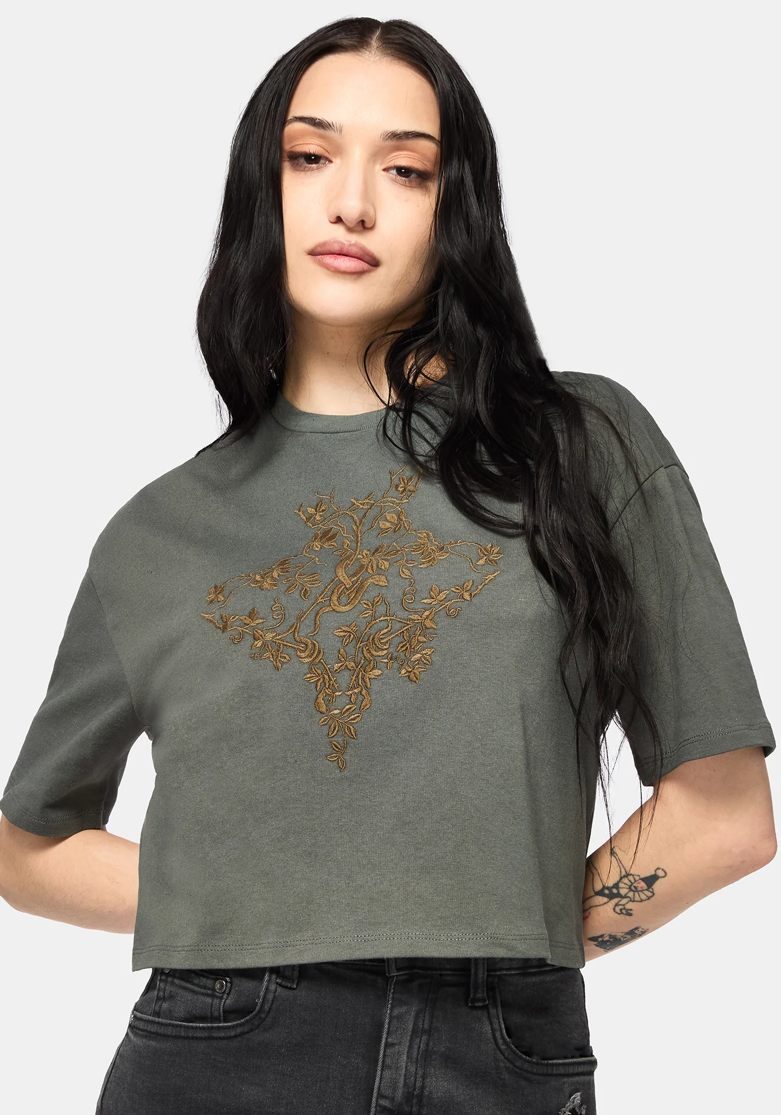 Saski Thorn Boxy Crop T-Shirt - Image 6